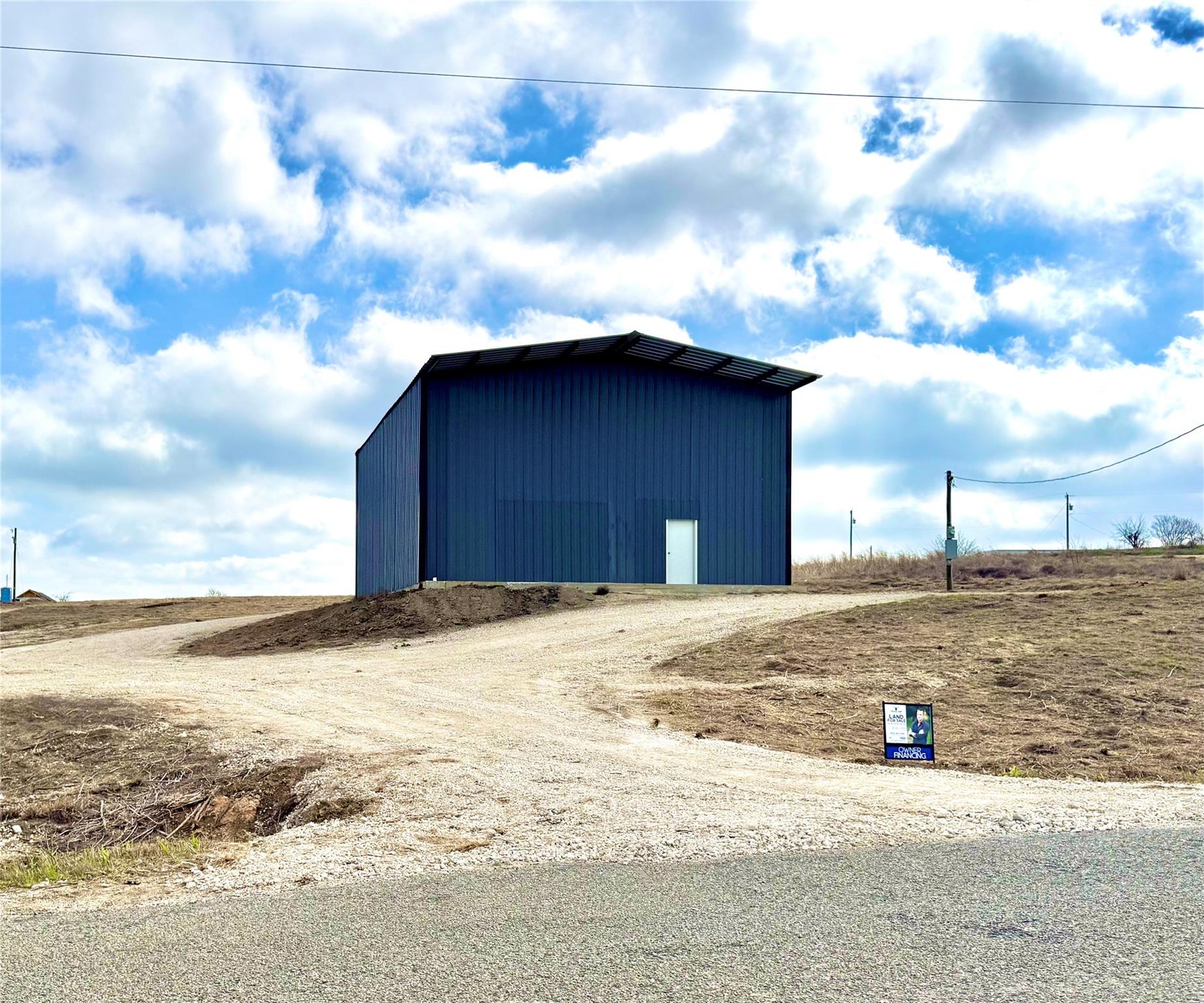 2015 County Road 455 Property Photo 8
