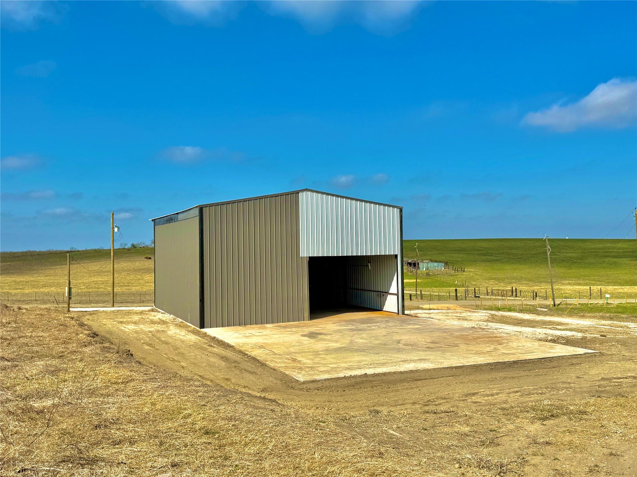 2015 County Road 455 Property Photo 14