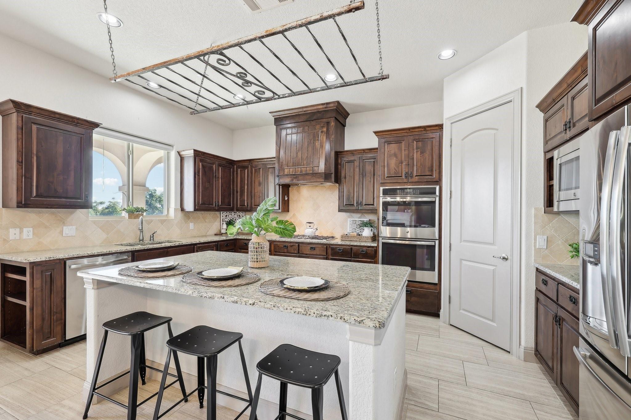 215 Questa Trl Property Photo 14