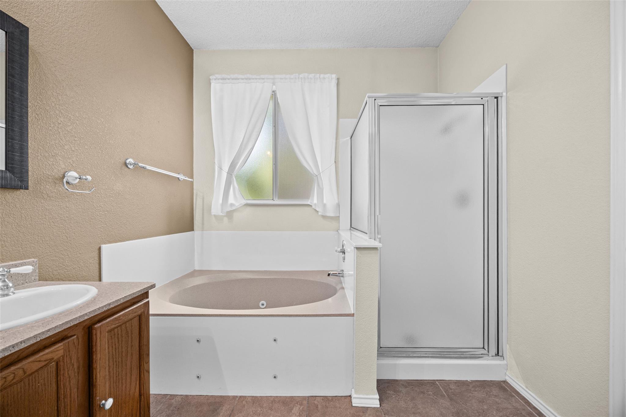 6661 Ruxton Ln Property Photo 15