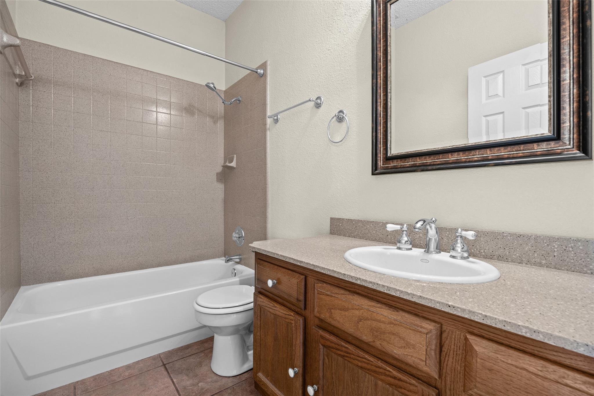6661 Ruxton Ln Property Photo 19