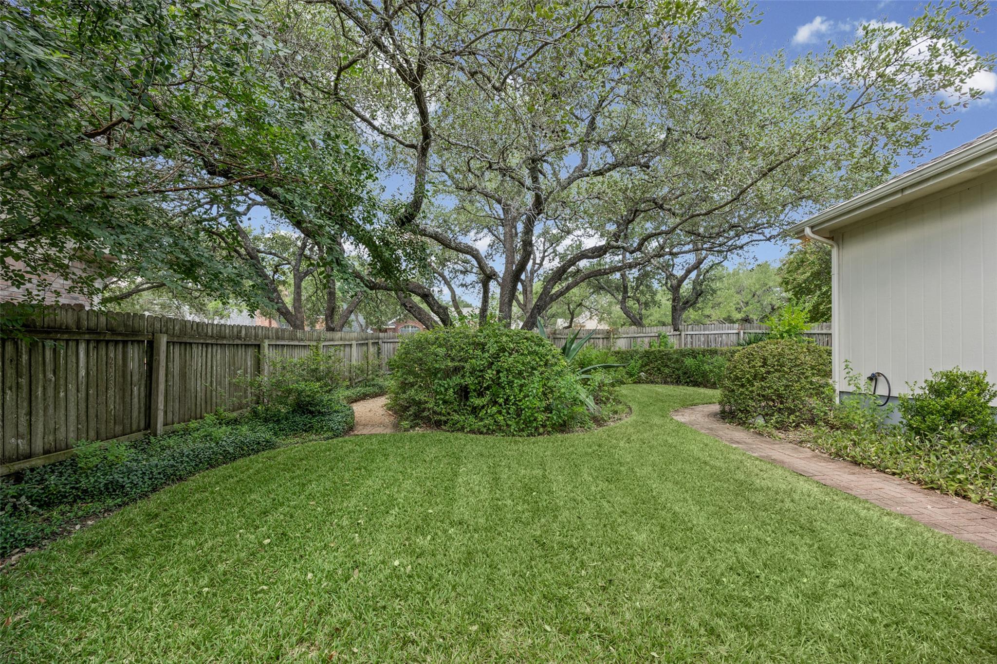 6661 Ruxton Ln Property Photo 26