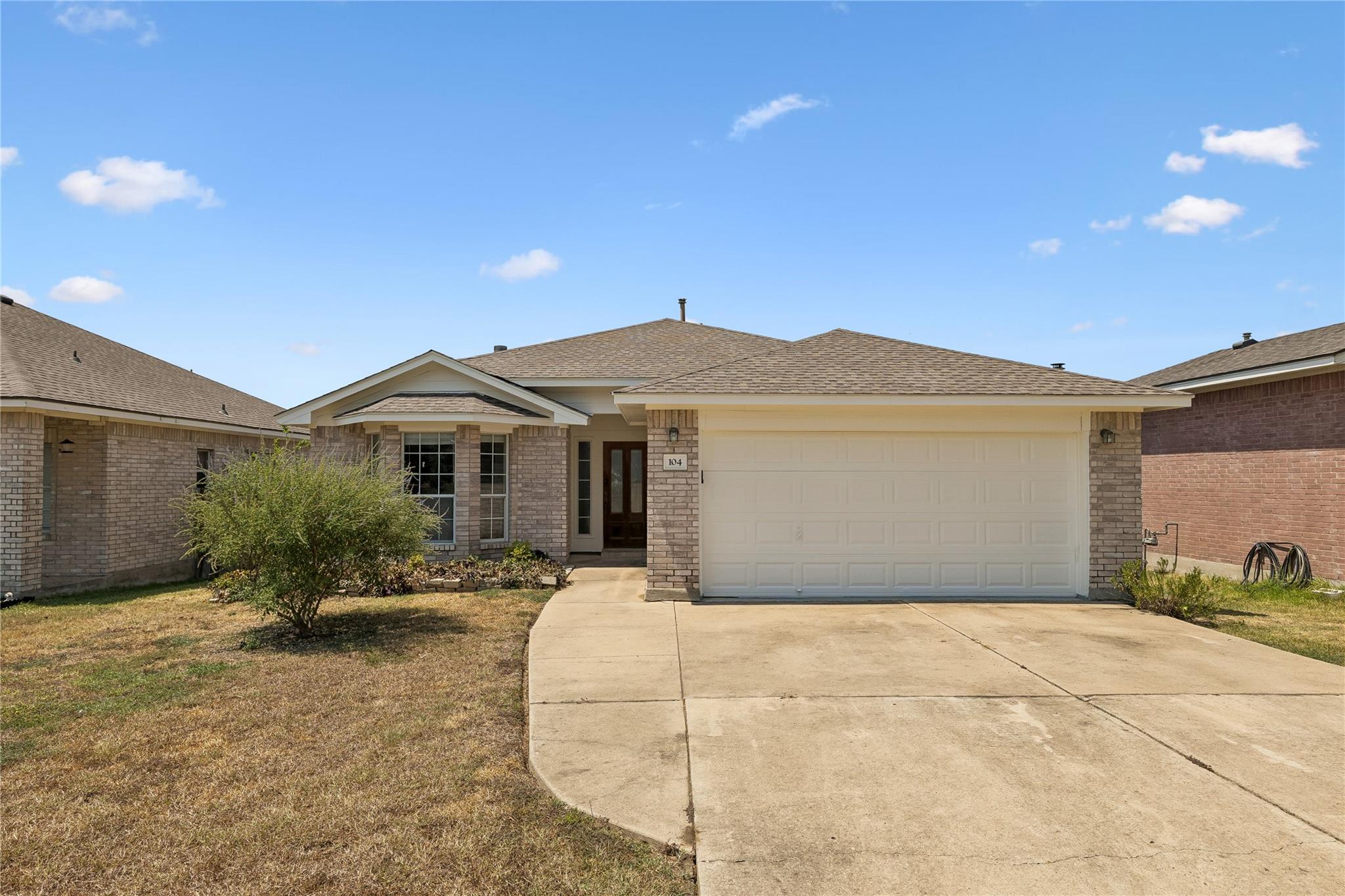 104 Cavalry Trl Property Photo 1