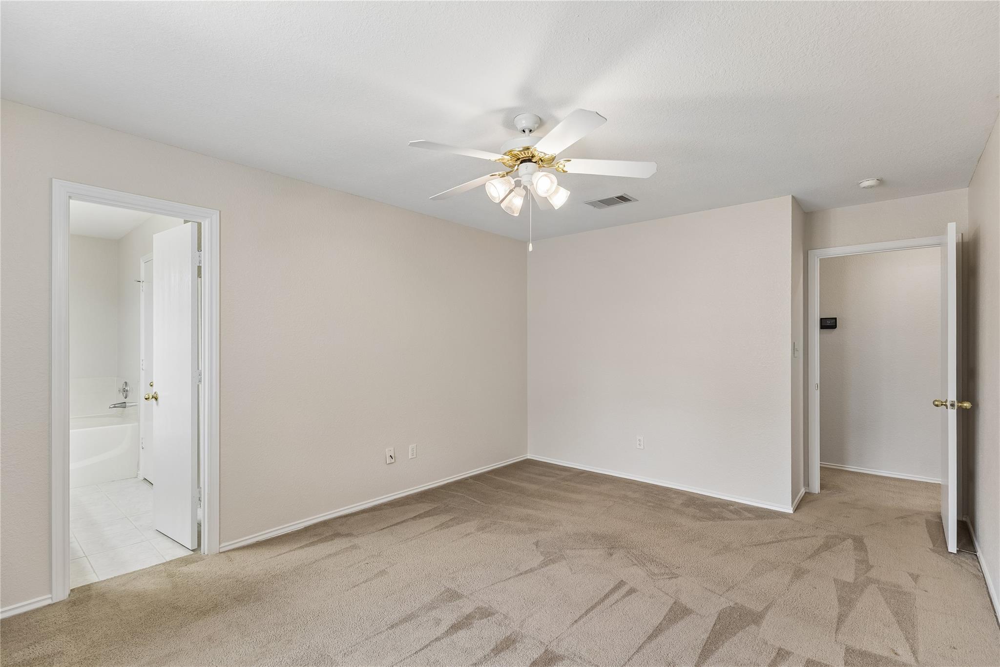 104 Cavalry Trl Property Photo 13