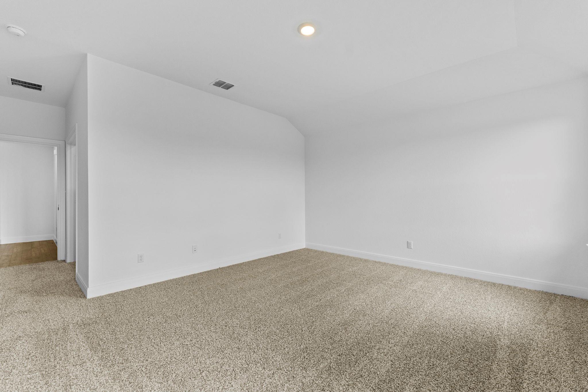 137 Union Pacific Dr Property Photo 7