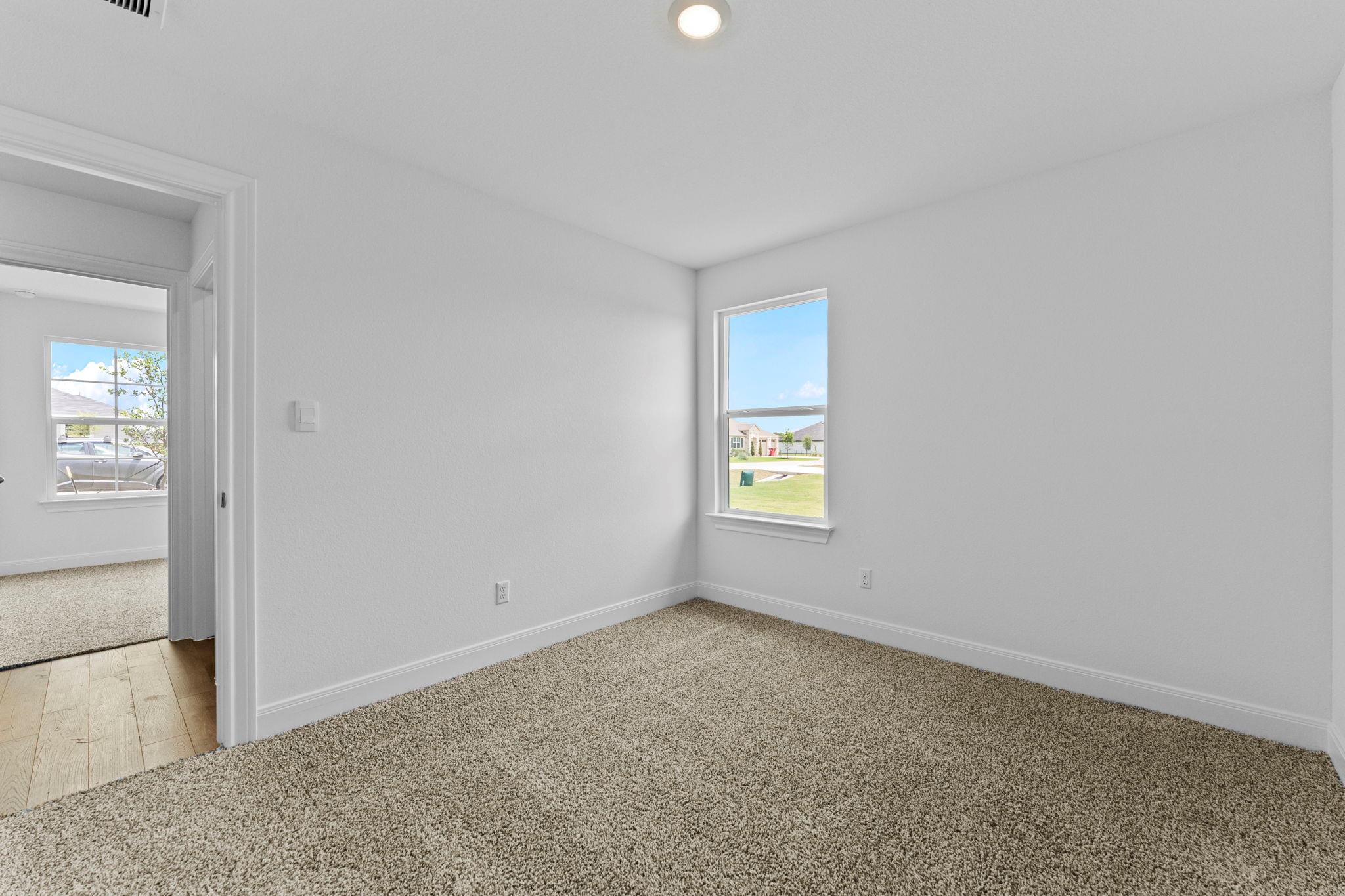 137 Union Pacific Dr Property Photo 13