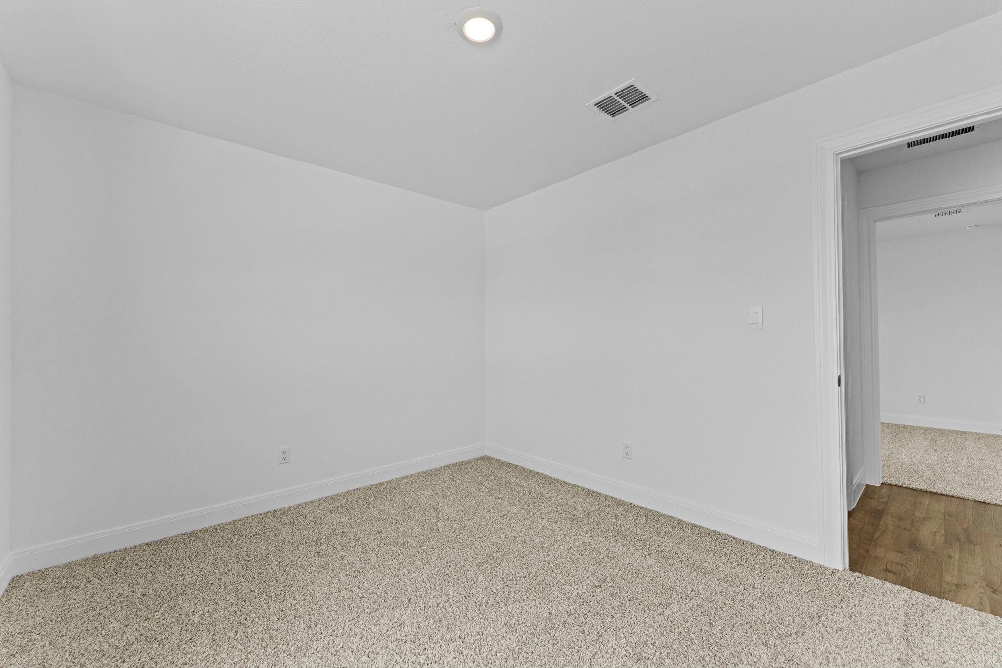 137 Union Pacific Dr Property Photo 22
