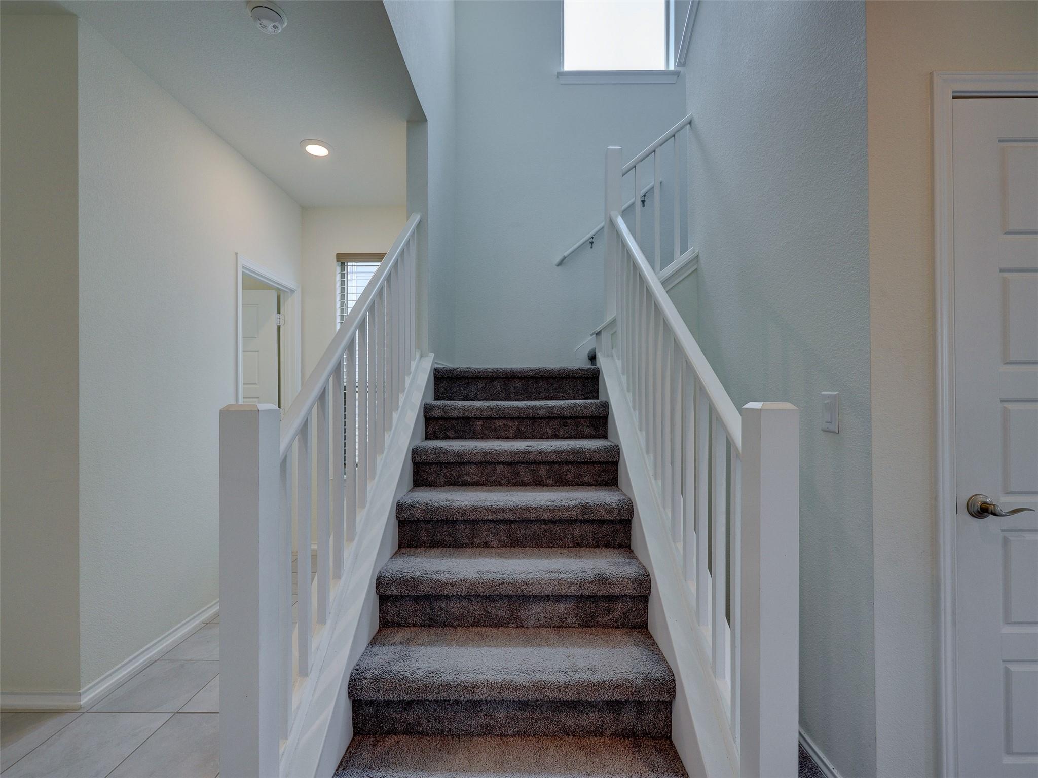 18517 Spotted Eagle Ln Property Photo 10
