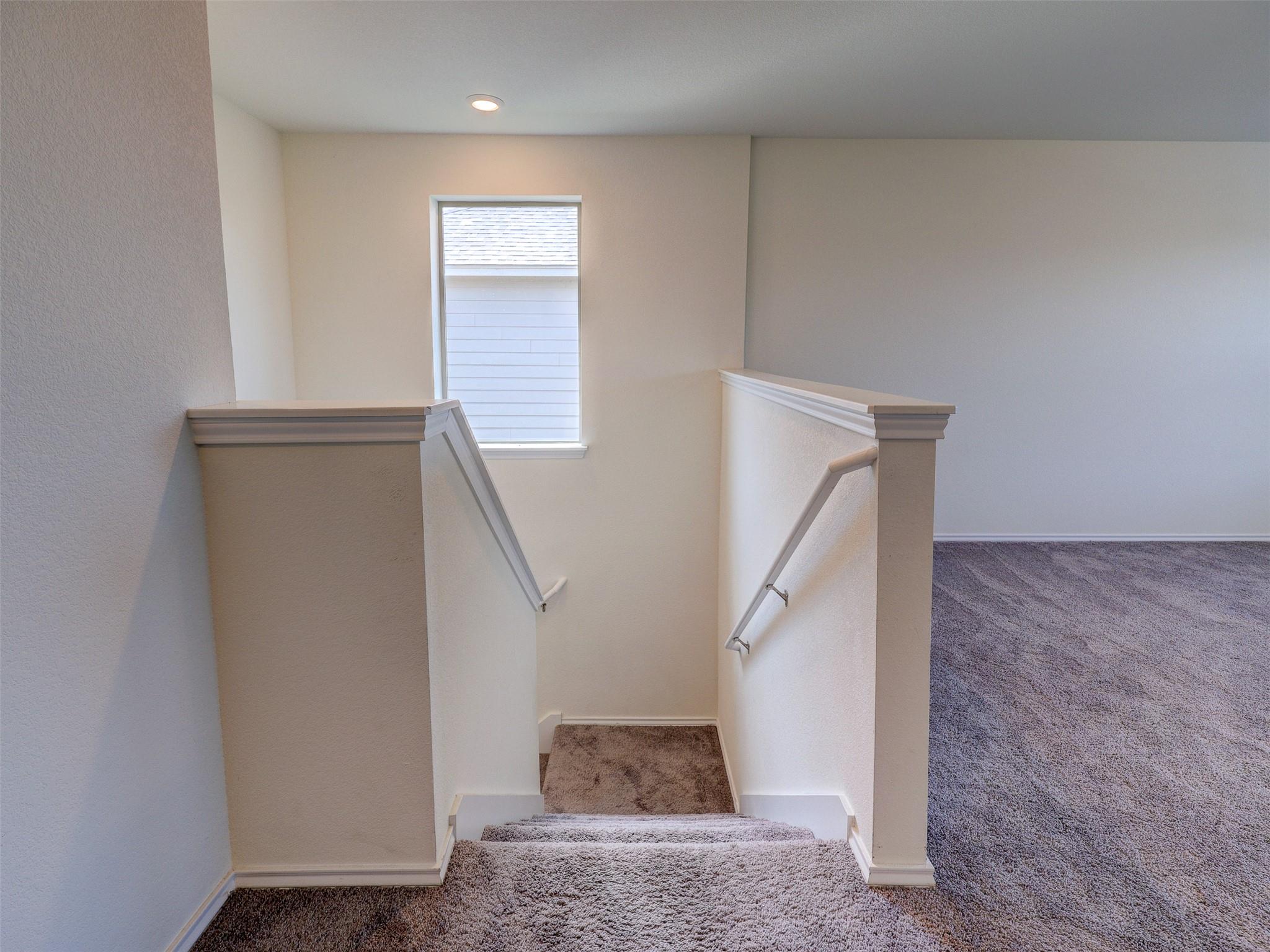 18517 Spotted Eagle Ln Property Photo 11