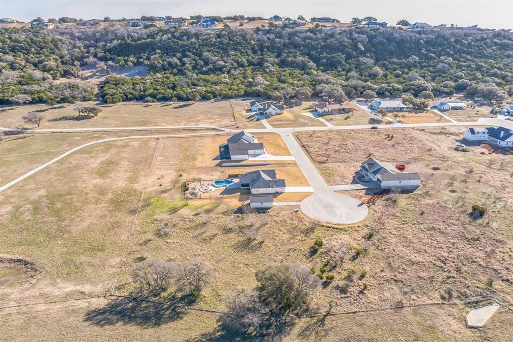 104 Round Up Cir Property Photo 11