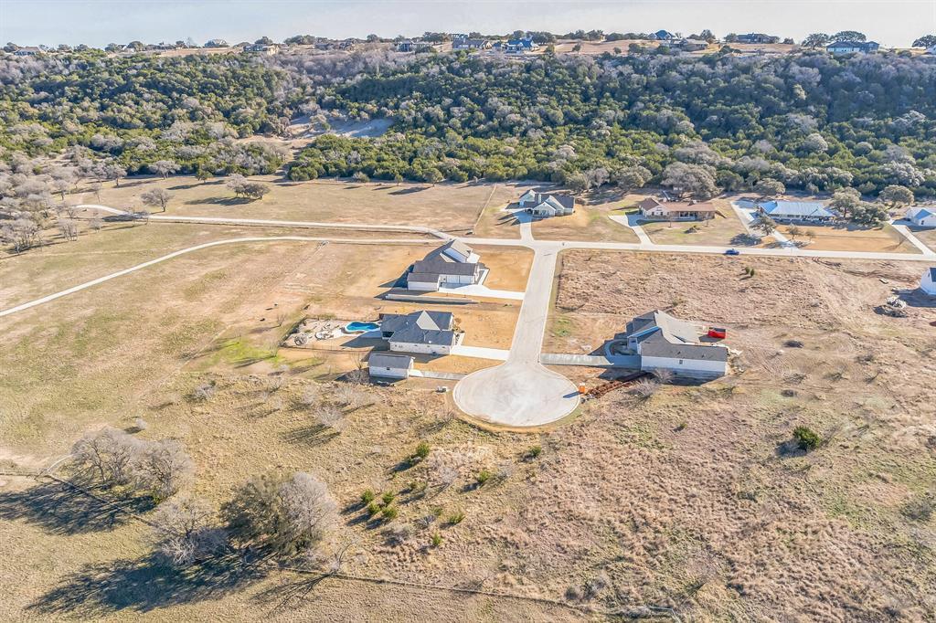 104 Round Up Cir Property Photo 12