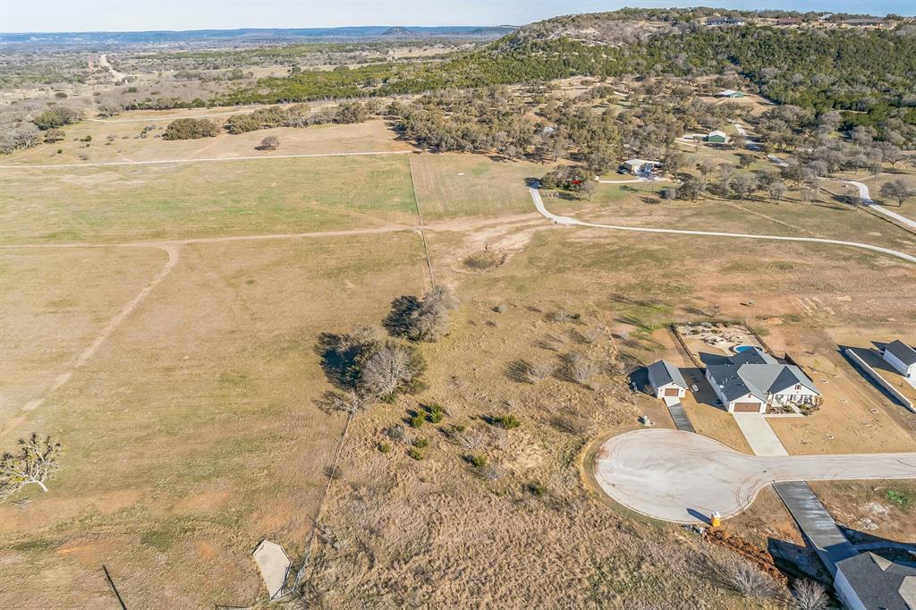 104 Round Up Cir Property Photo 14