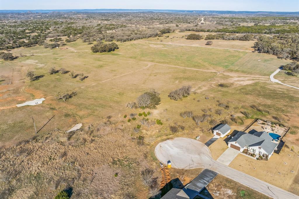 104 Round Up Cir Property Photo 15