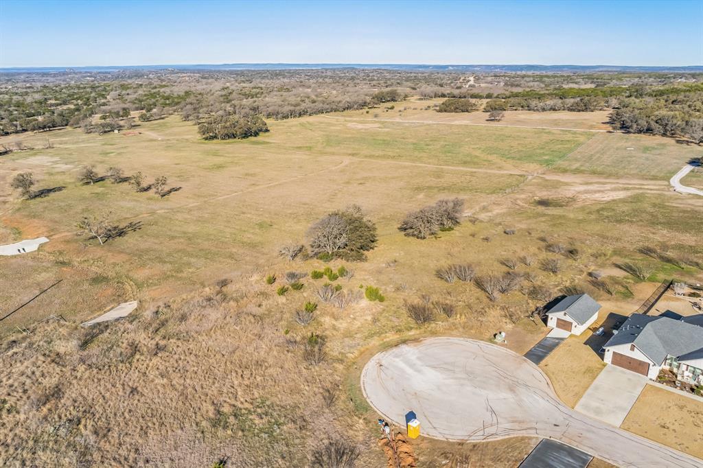 104 Round Up Cir Property Photo 16