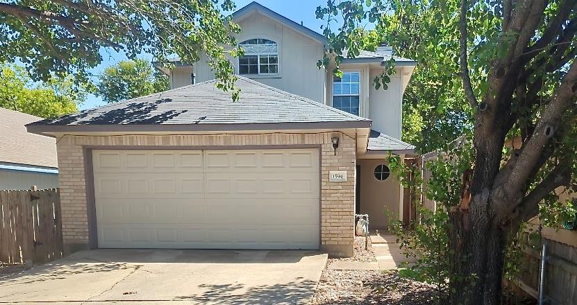 1594 Parkfield Cir Property Photo 1