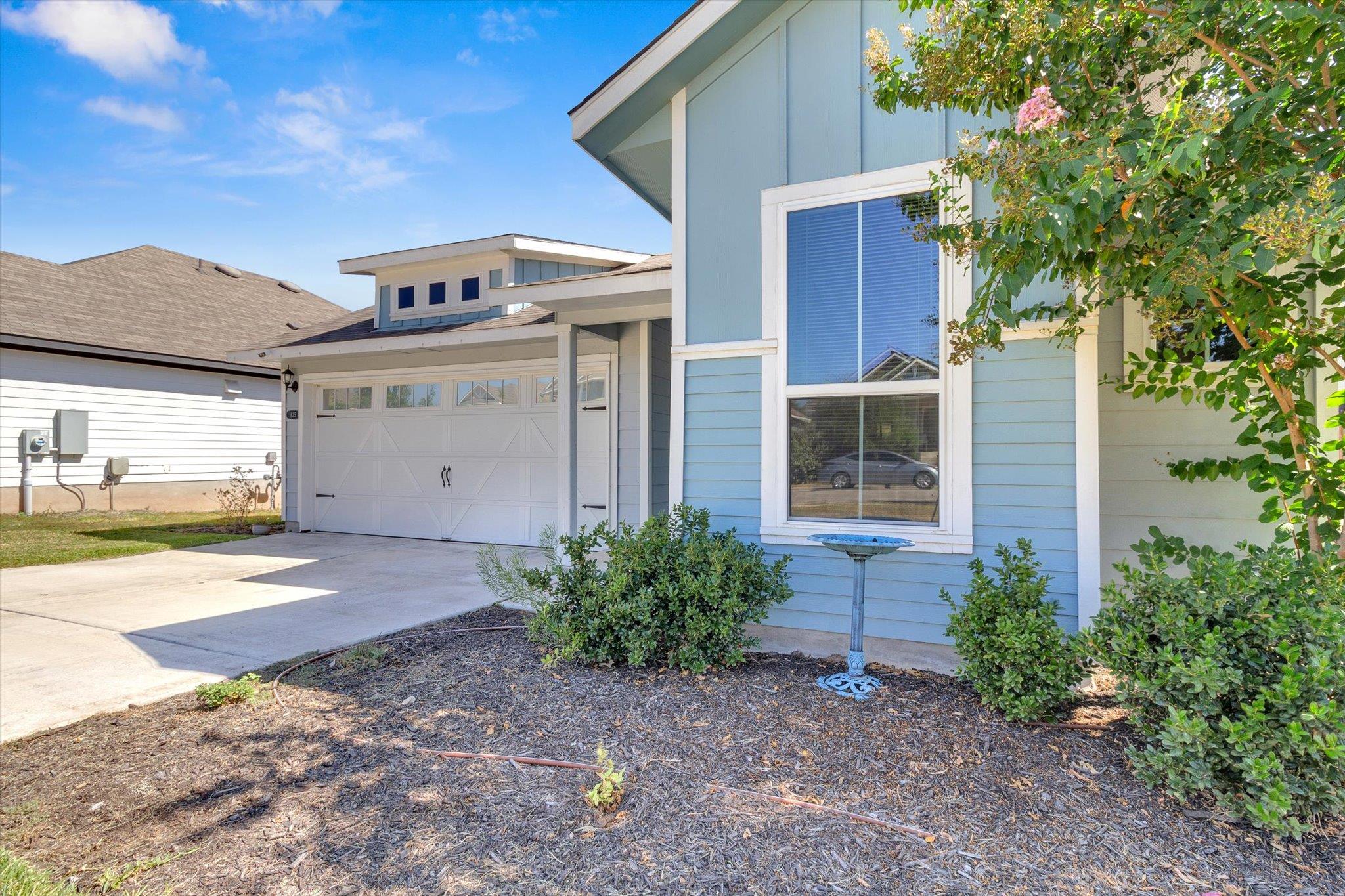 425 Spiny Lizard Ln Property Photo 2