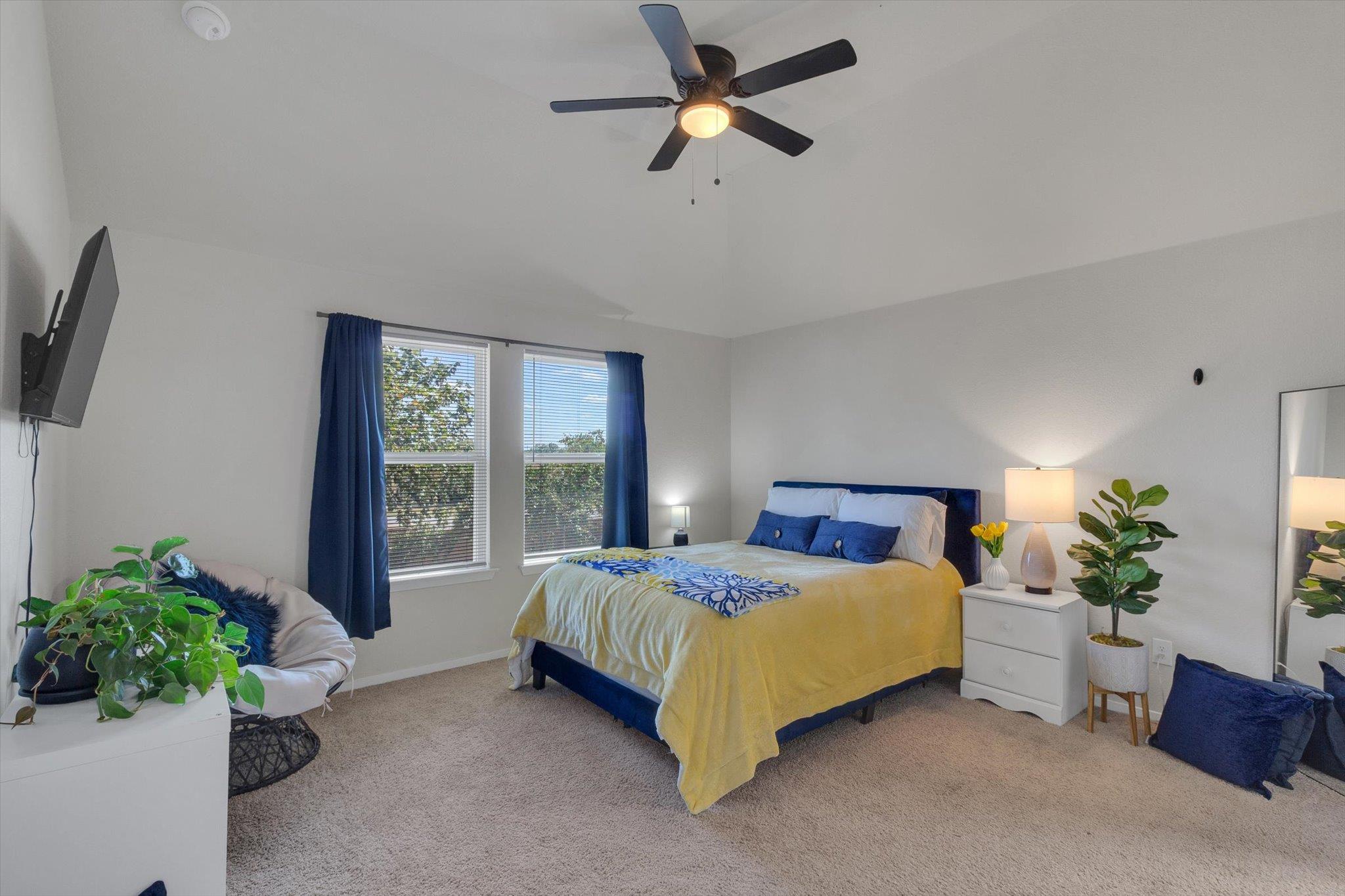 425 Spiny Lizard Ln Property Photo 9