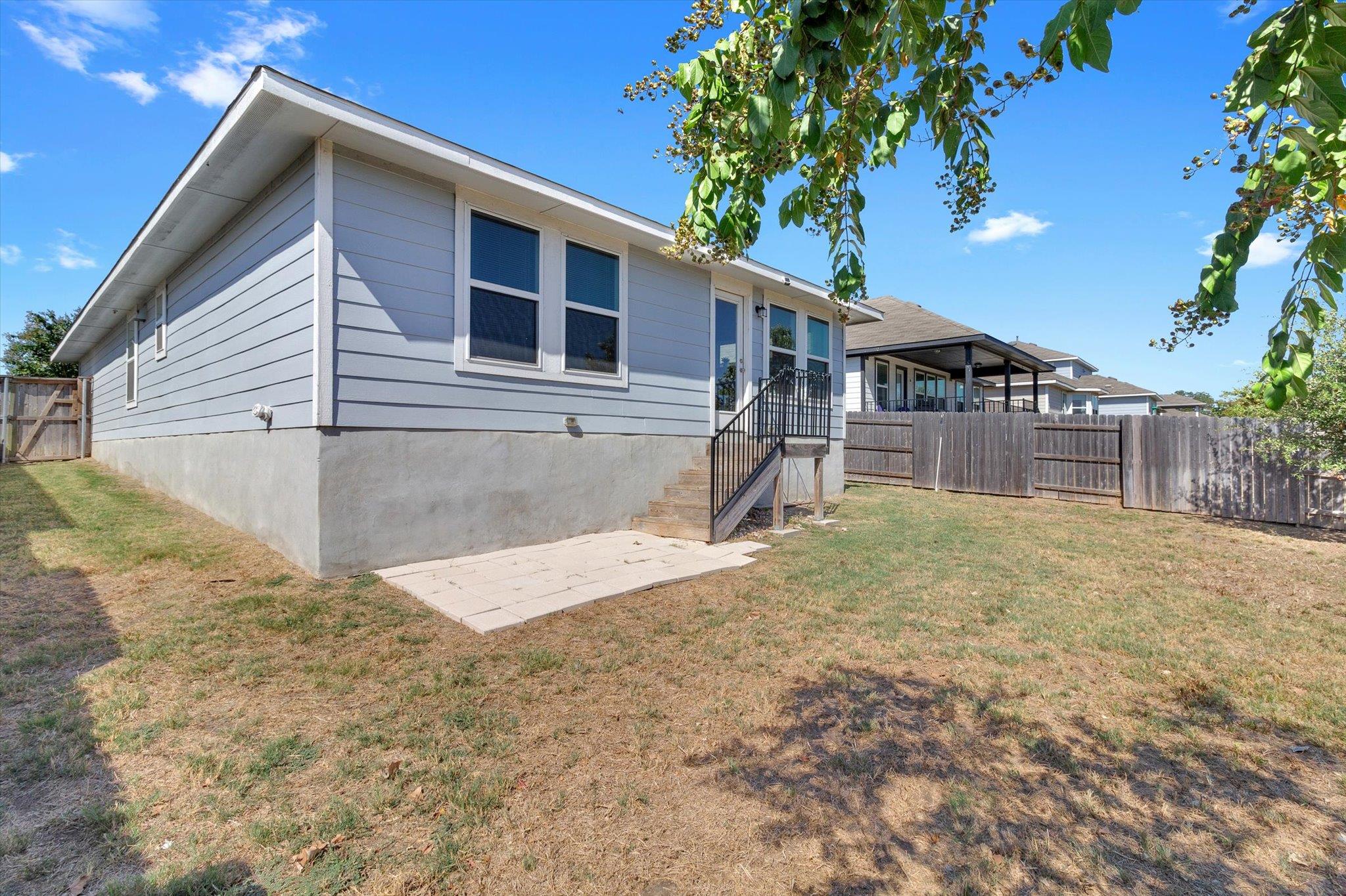 425 Spiny Lizard Ln Property Photo 28