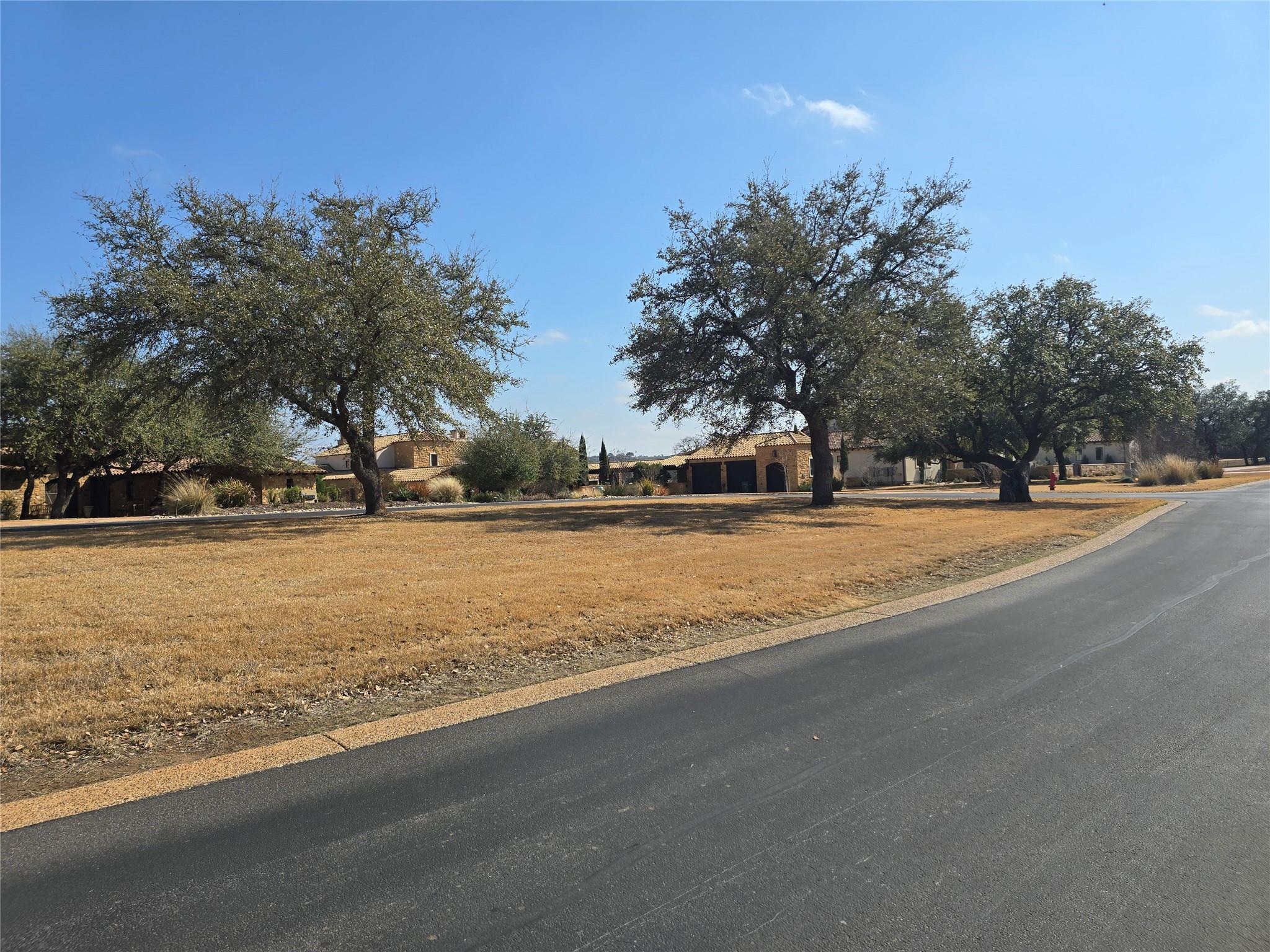 428 La Serena Loop Property Photo 5
