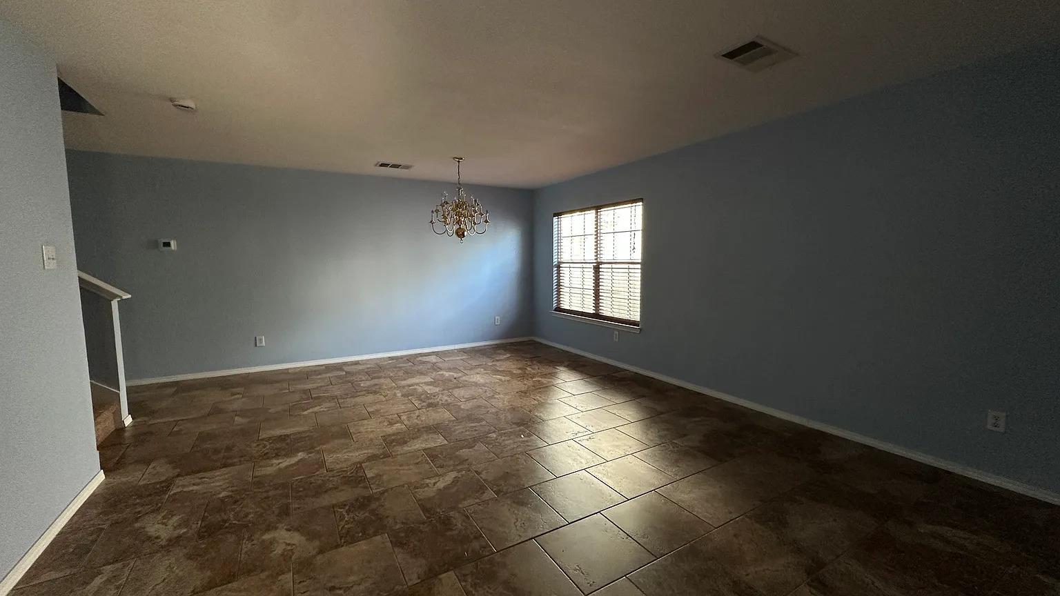 13105 Lofton Cliff Dr Property Photo 3