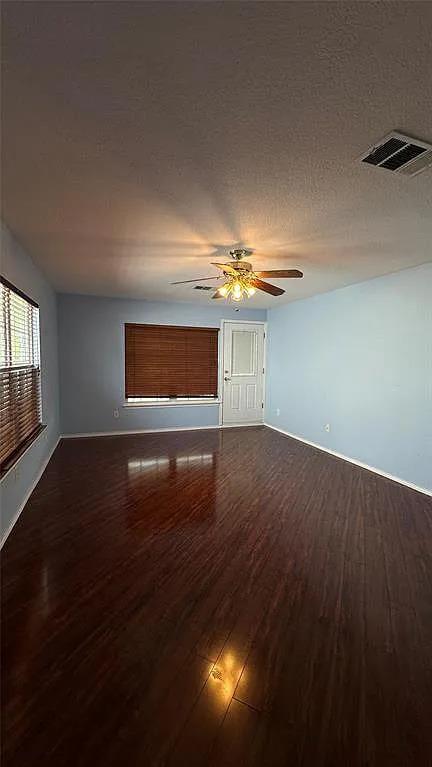 13105 Lofton Cliff Dr Property Photo 12