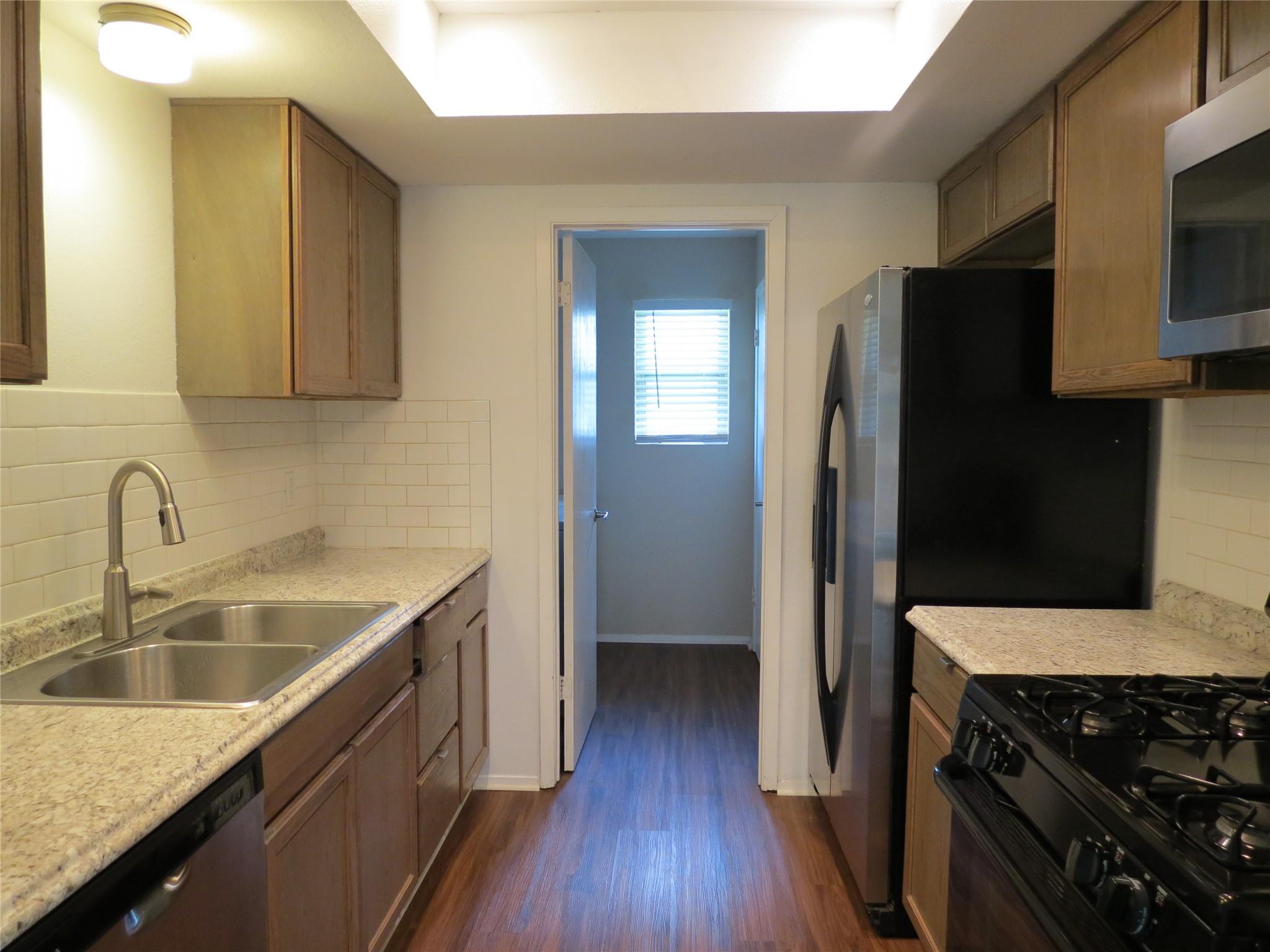 6803 Rearden Rd Property Photo 10