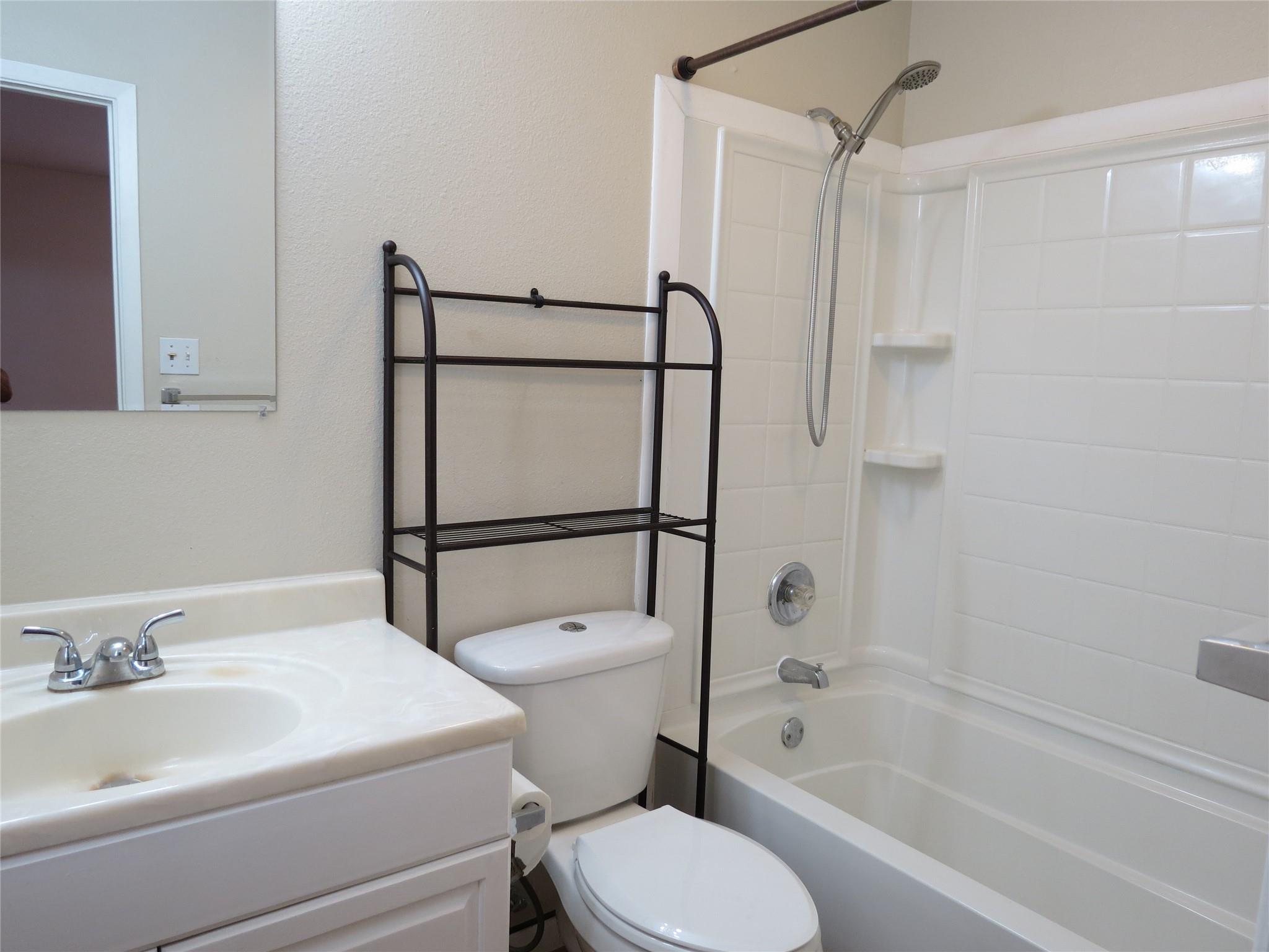 6803 Rearden Rd Property Photo 21
