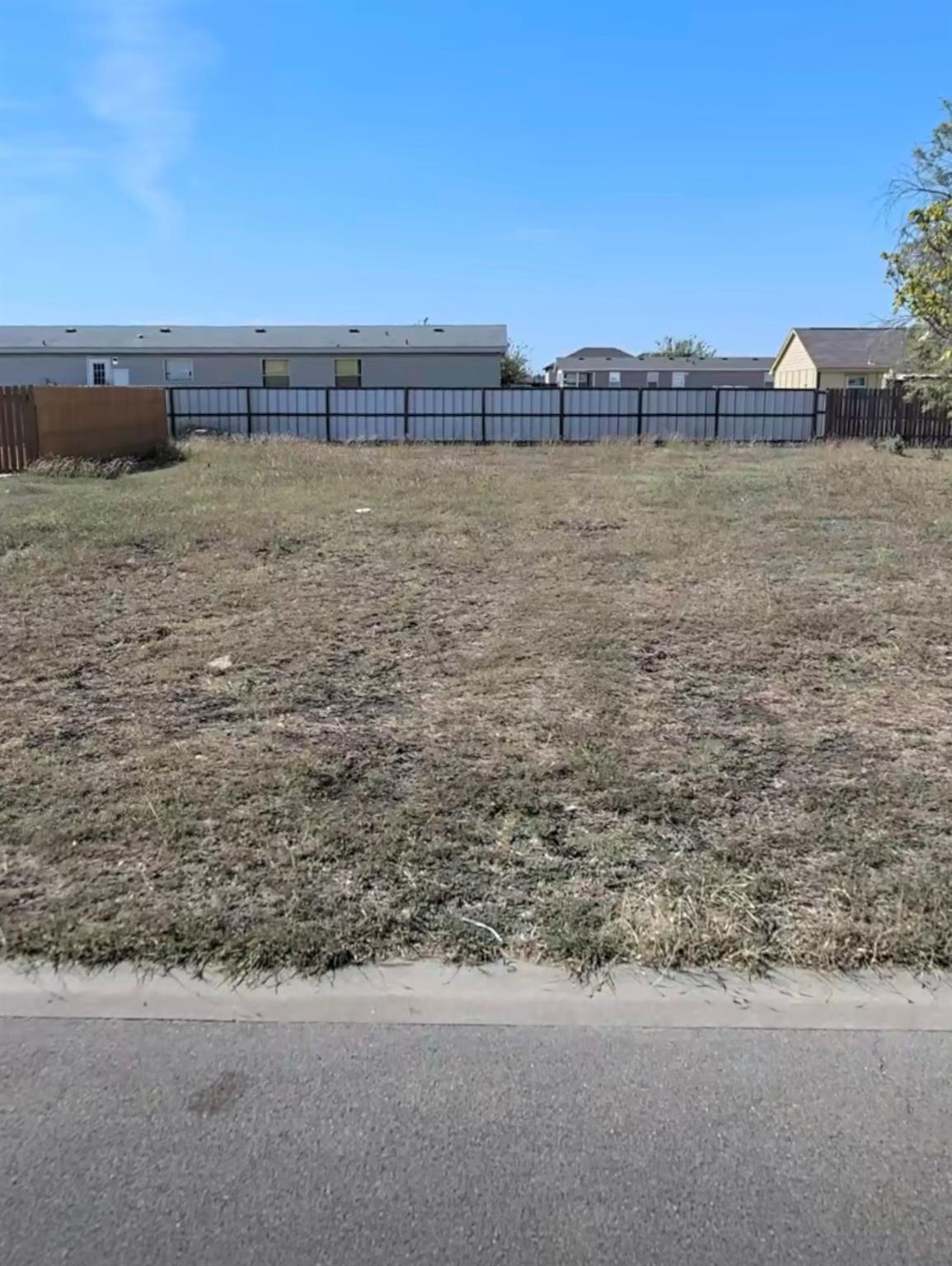 3207 Sevilla Dr Property Photo 1