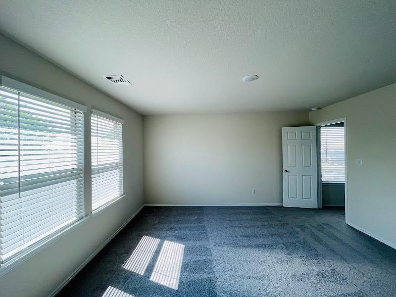 63 Pacific Loon St Property Photo 10