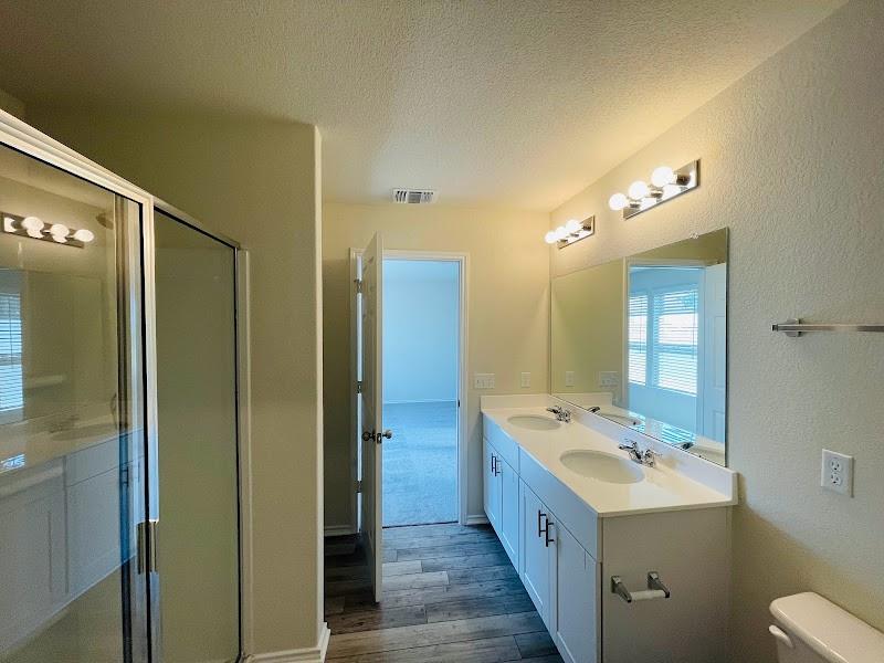 63 Pacific Loon St Property Photo 12