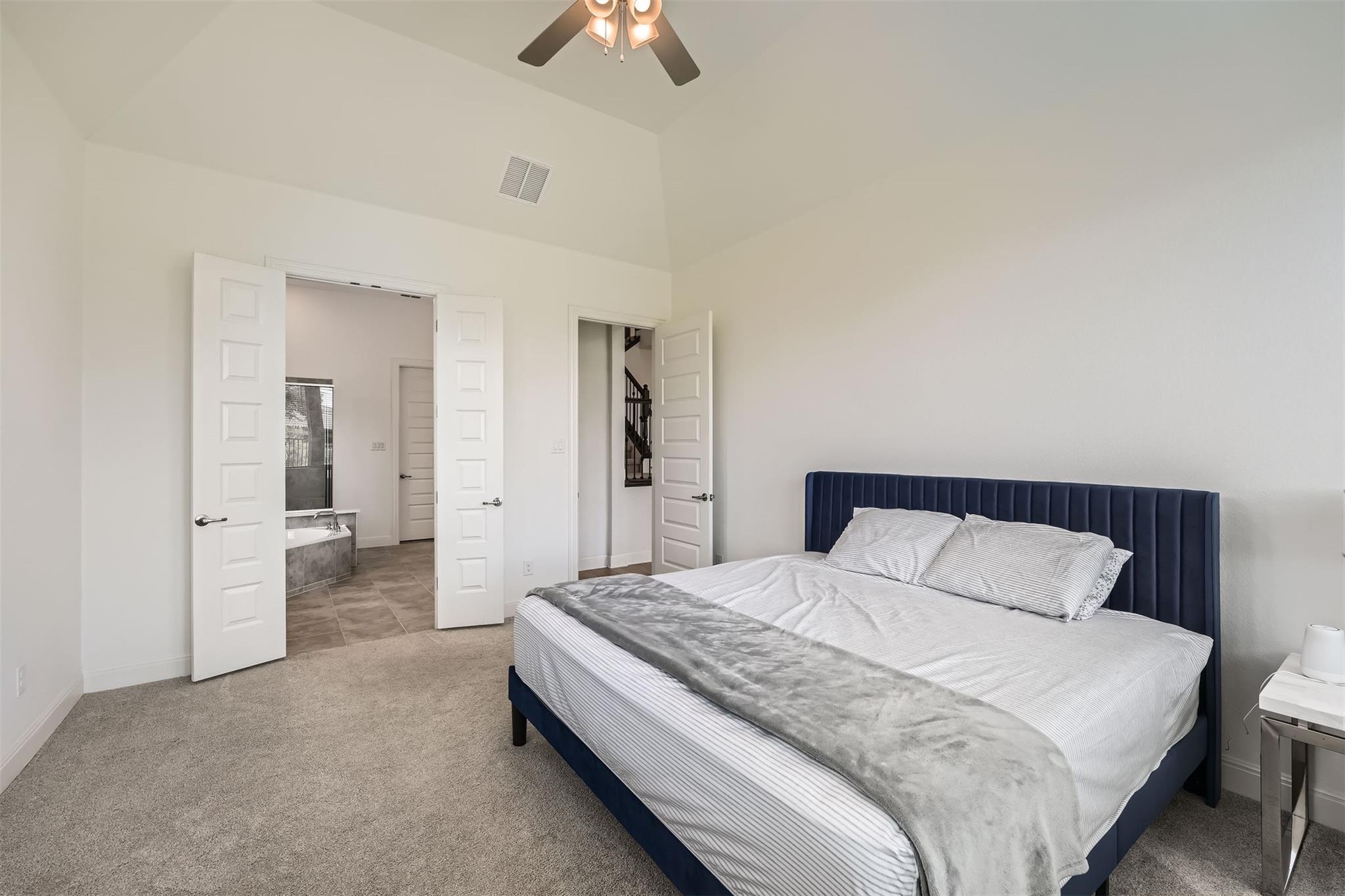 2405 Wooded Run Trl Property Photo 17