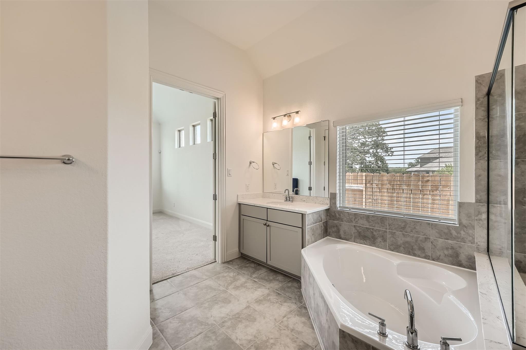 2405 Wooded Run Trl Property Photo 20