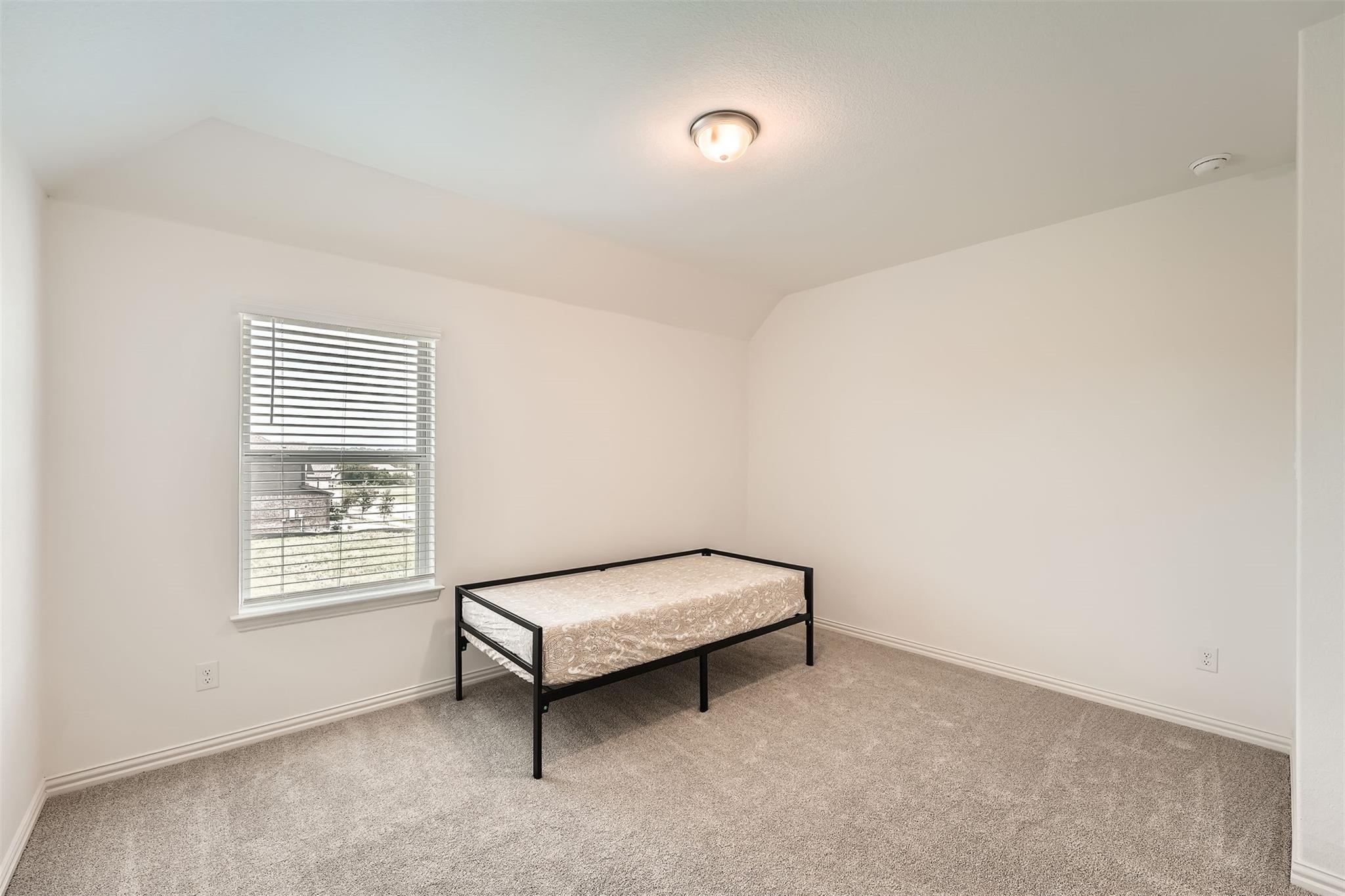 2405 Wooded Run Trl Property Photo 28