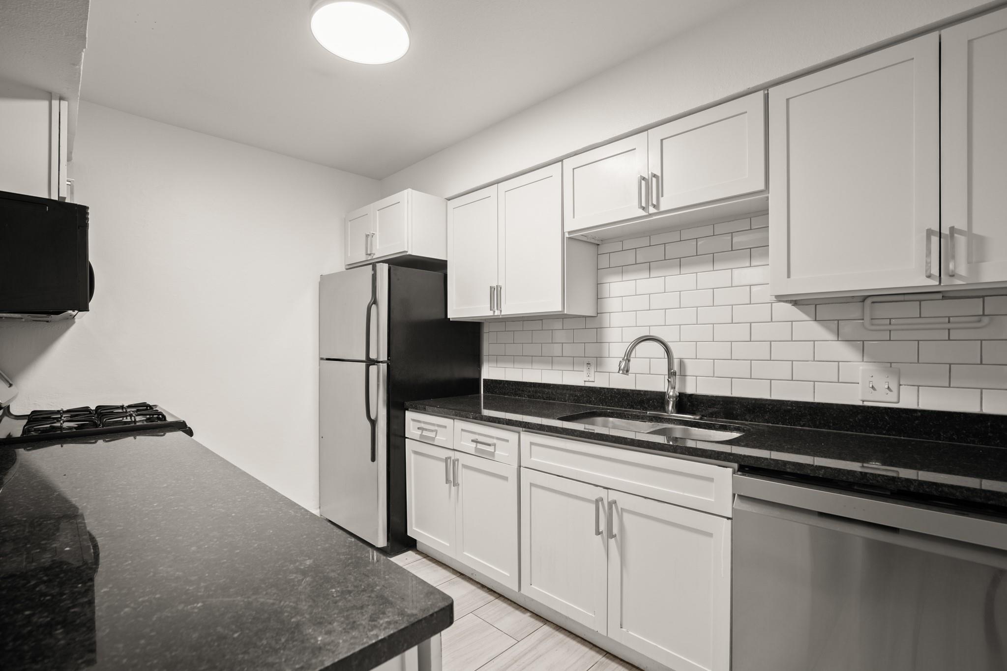 2020 S Congress Ave #2102 Property Photo 1