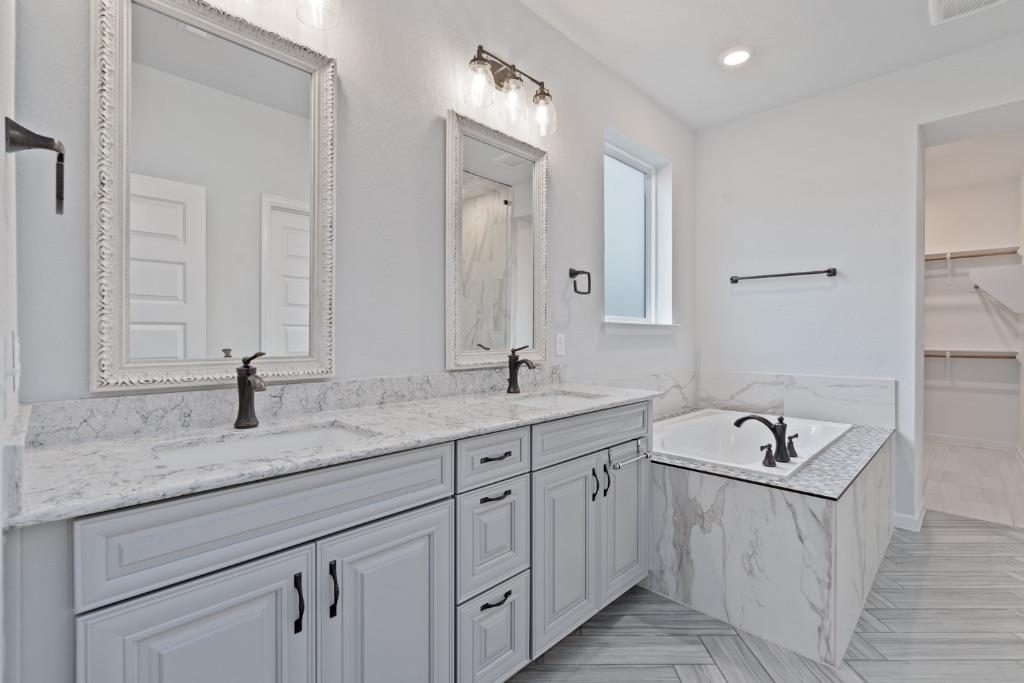 8316 Looksee Ln Property Photo 22