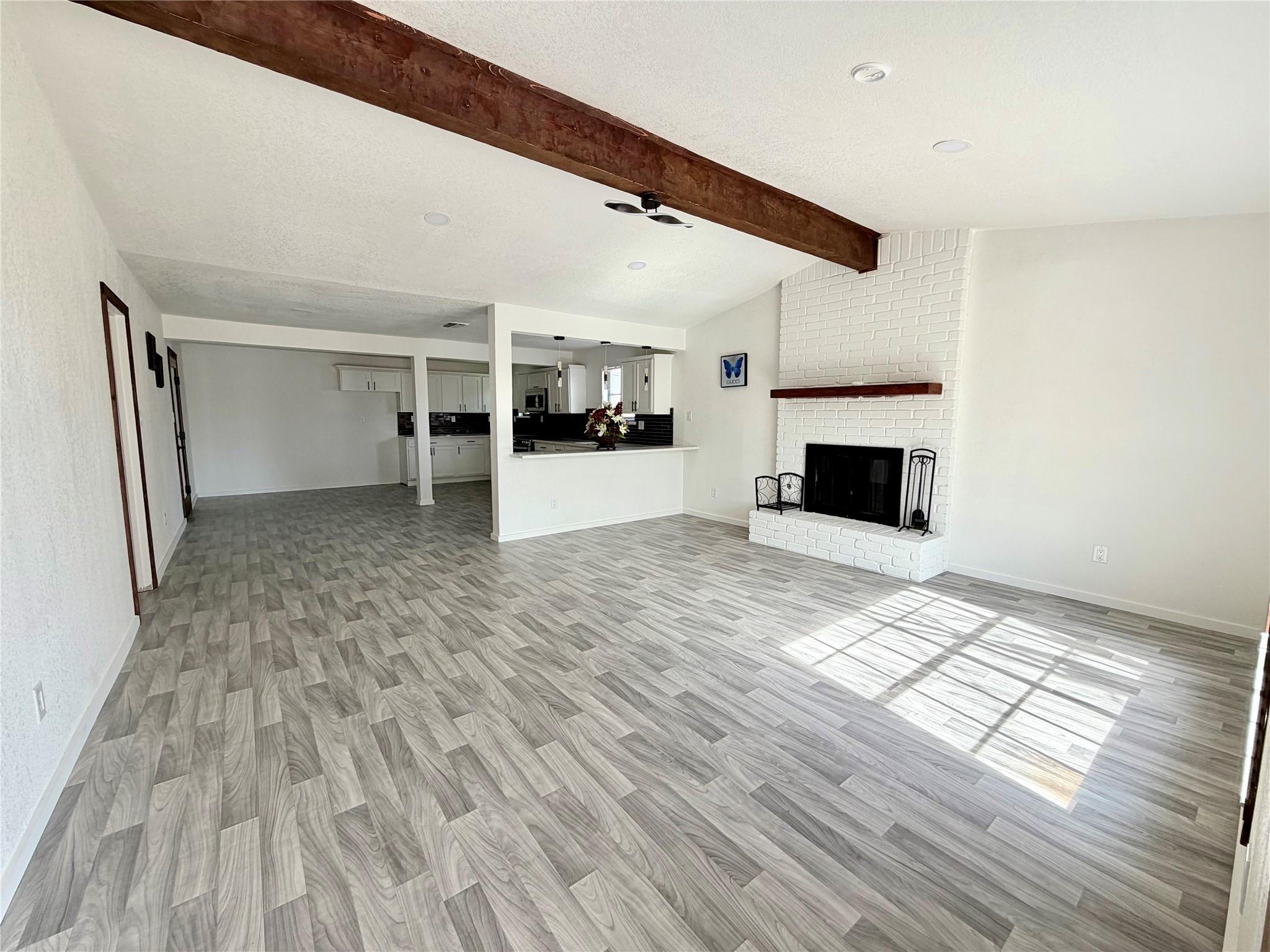 1504 Parkview Ln Property Photo 7