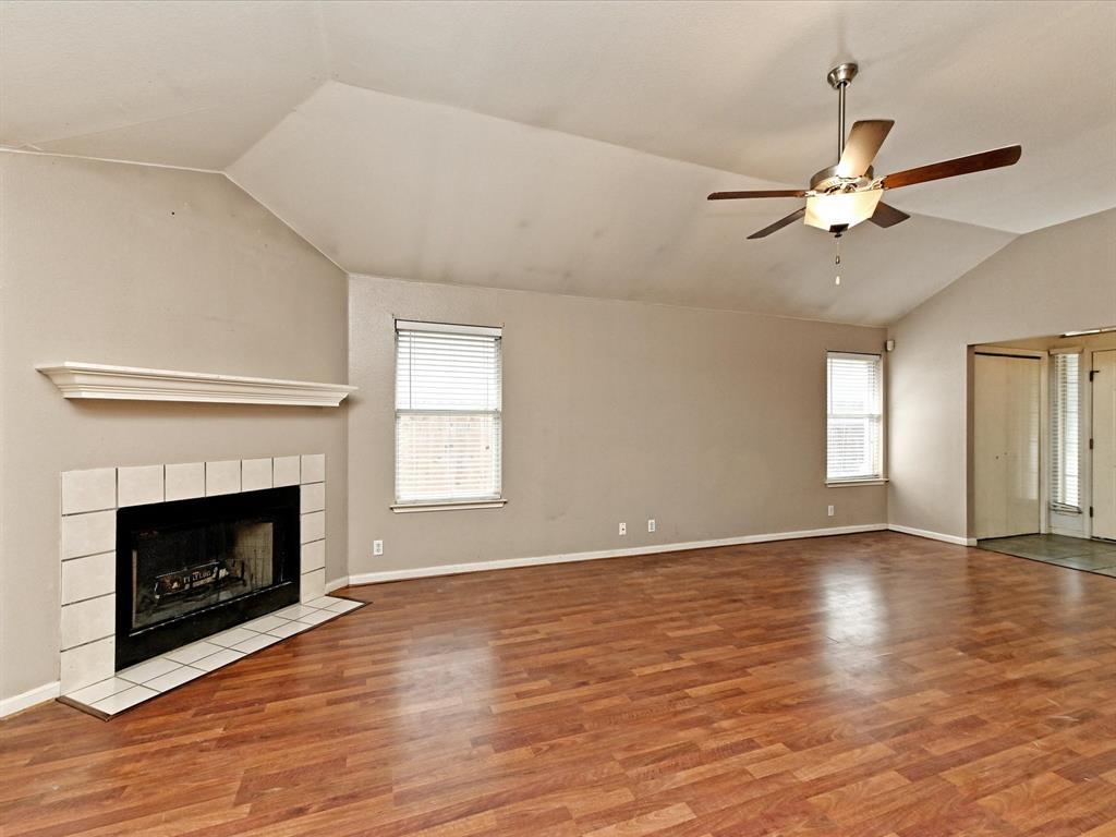 14700 Menifee St Property Photo 6