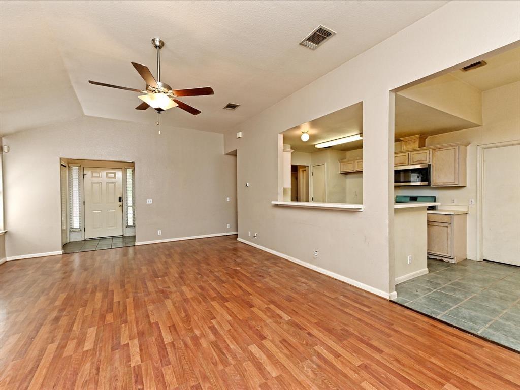 14700 Menifee St Property Photo 8