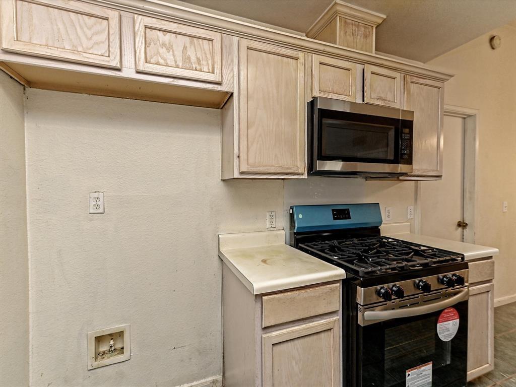 14700 Menifee St Property Photo 12