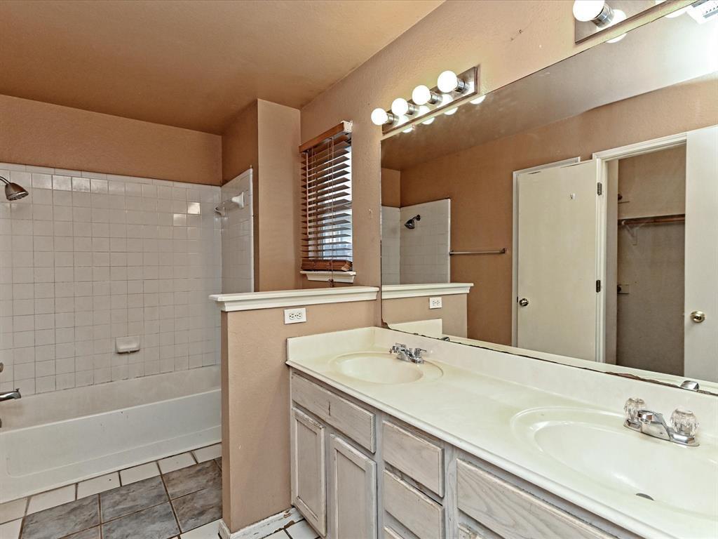 14700 Menifee St Property Photo 17