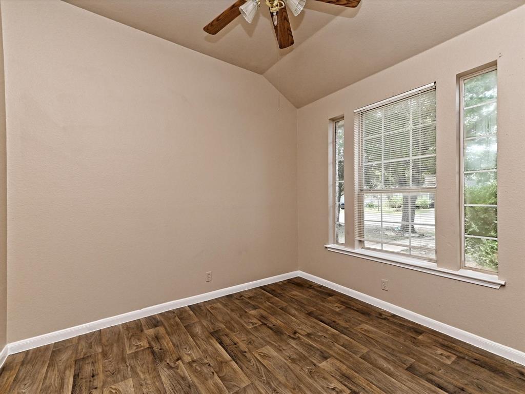 14700 Menifee St Property Photo 23