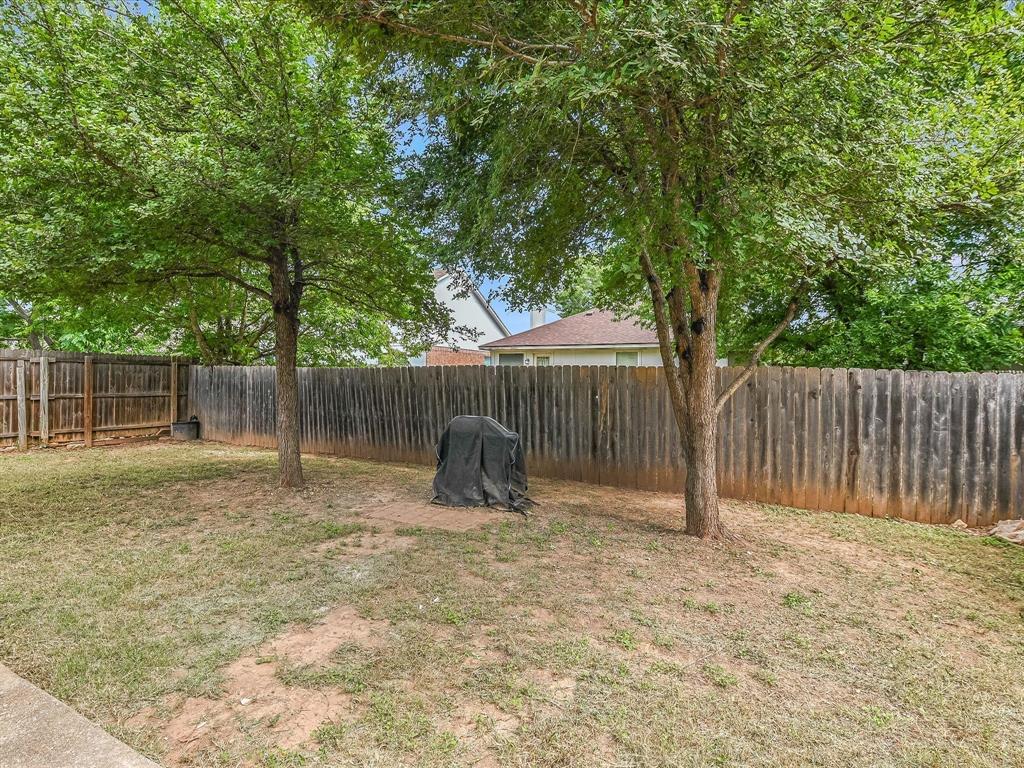 14700 Menifee St Property Photo 28