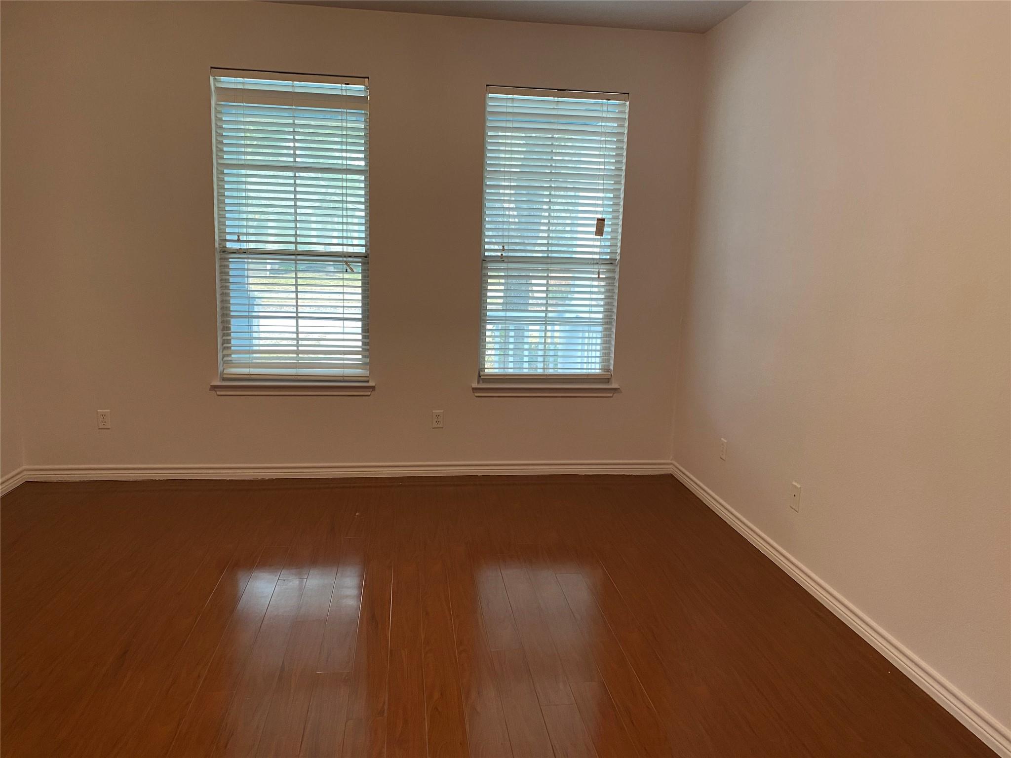 1850 Logan Dr Property Photo 6
