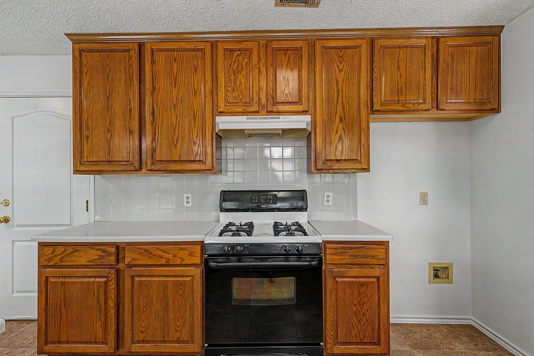 6401 Sam Maverick Pass Property Photo 13
