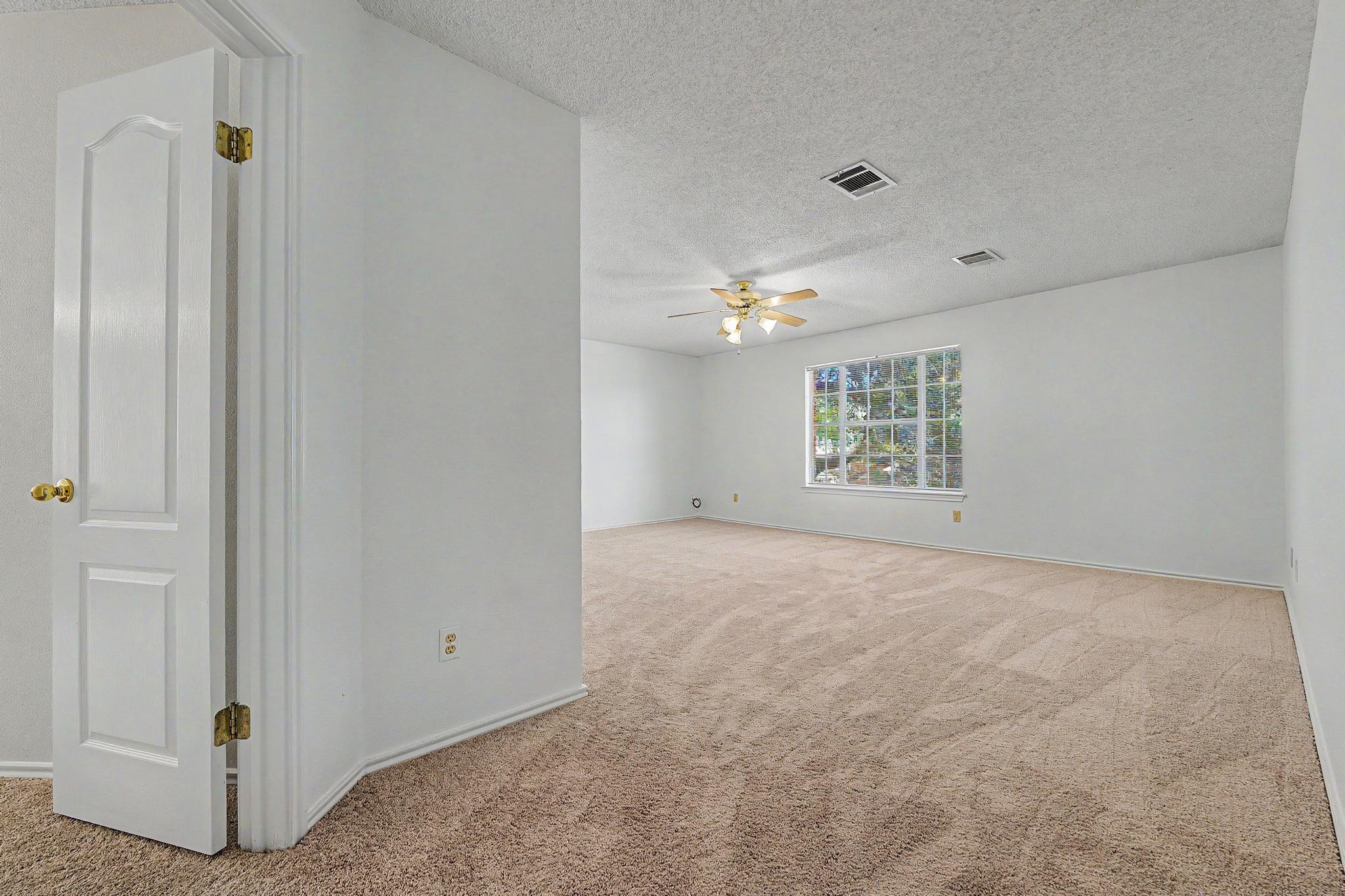 6401 Sam Maverick Pass Property Photo 26