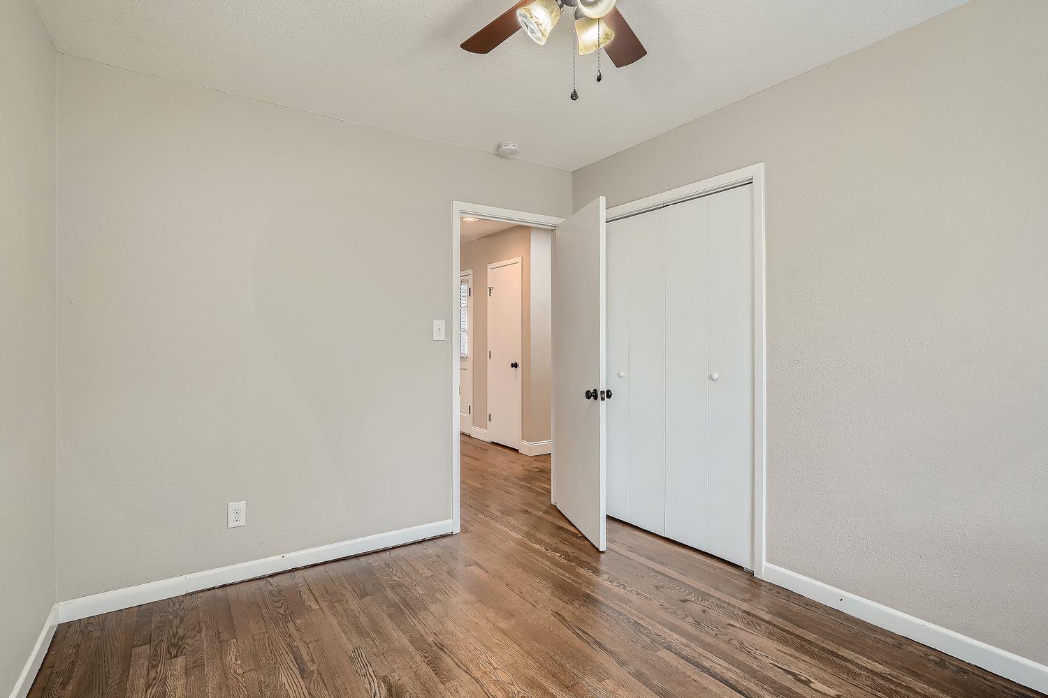 210 College St Property Photo 18