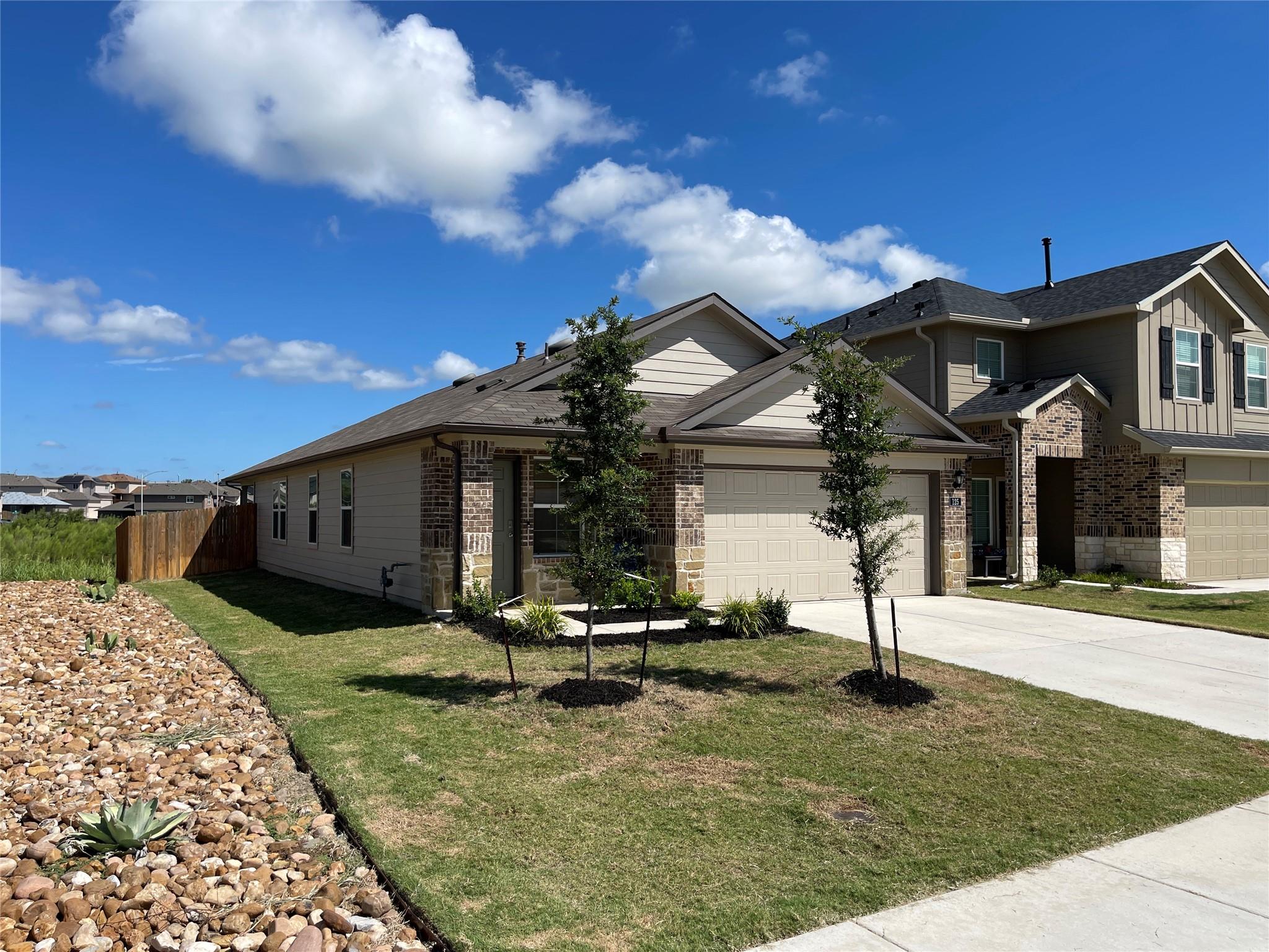 125 Calgary Ln Property Photo 1