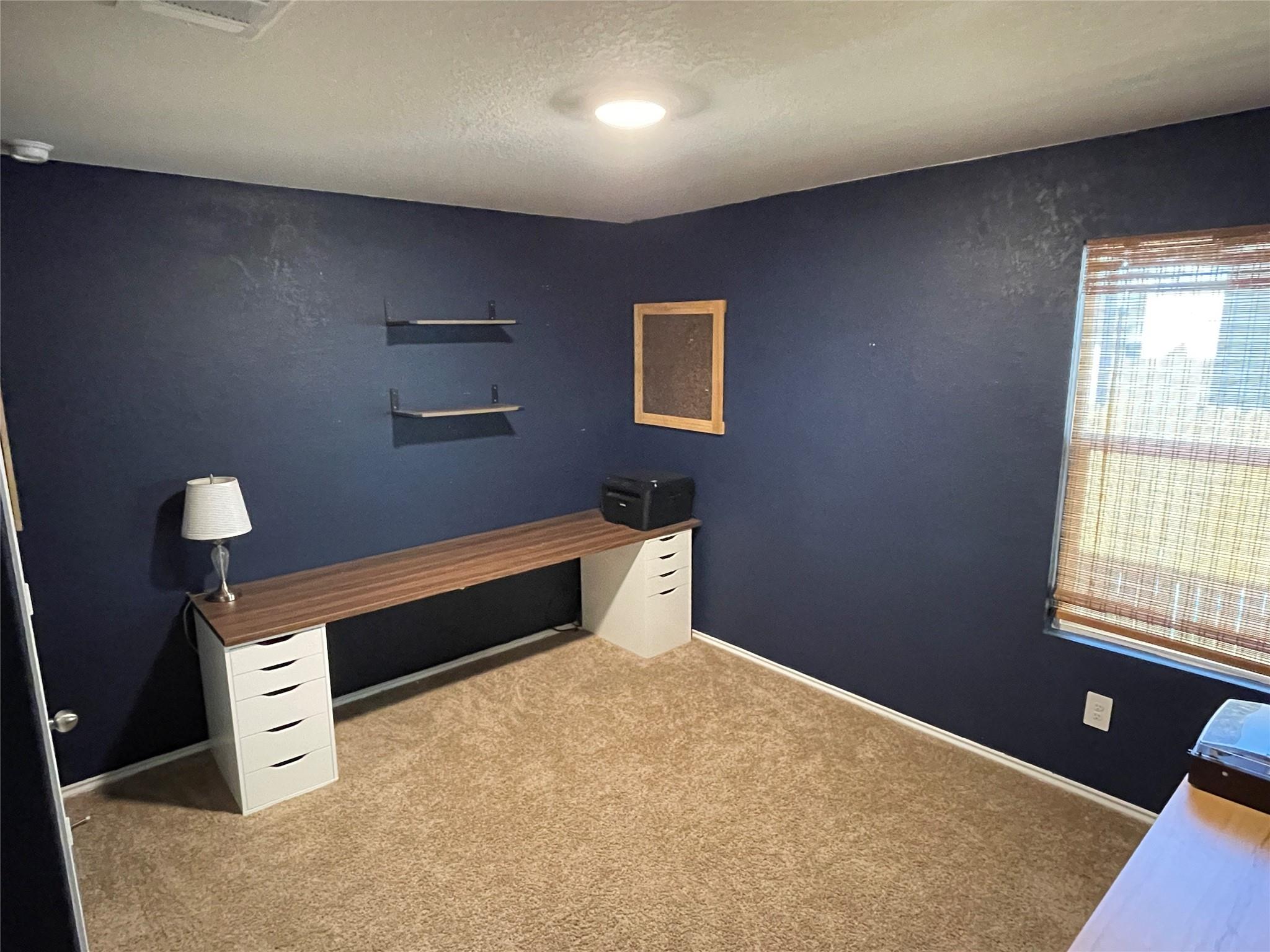 125 Calgary Ln Property Photo 11