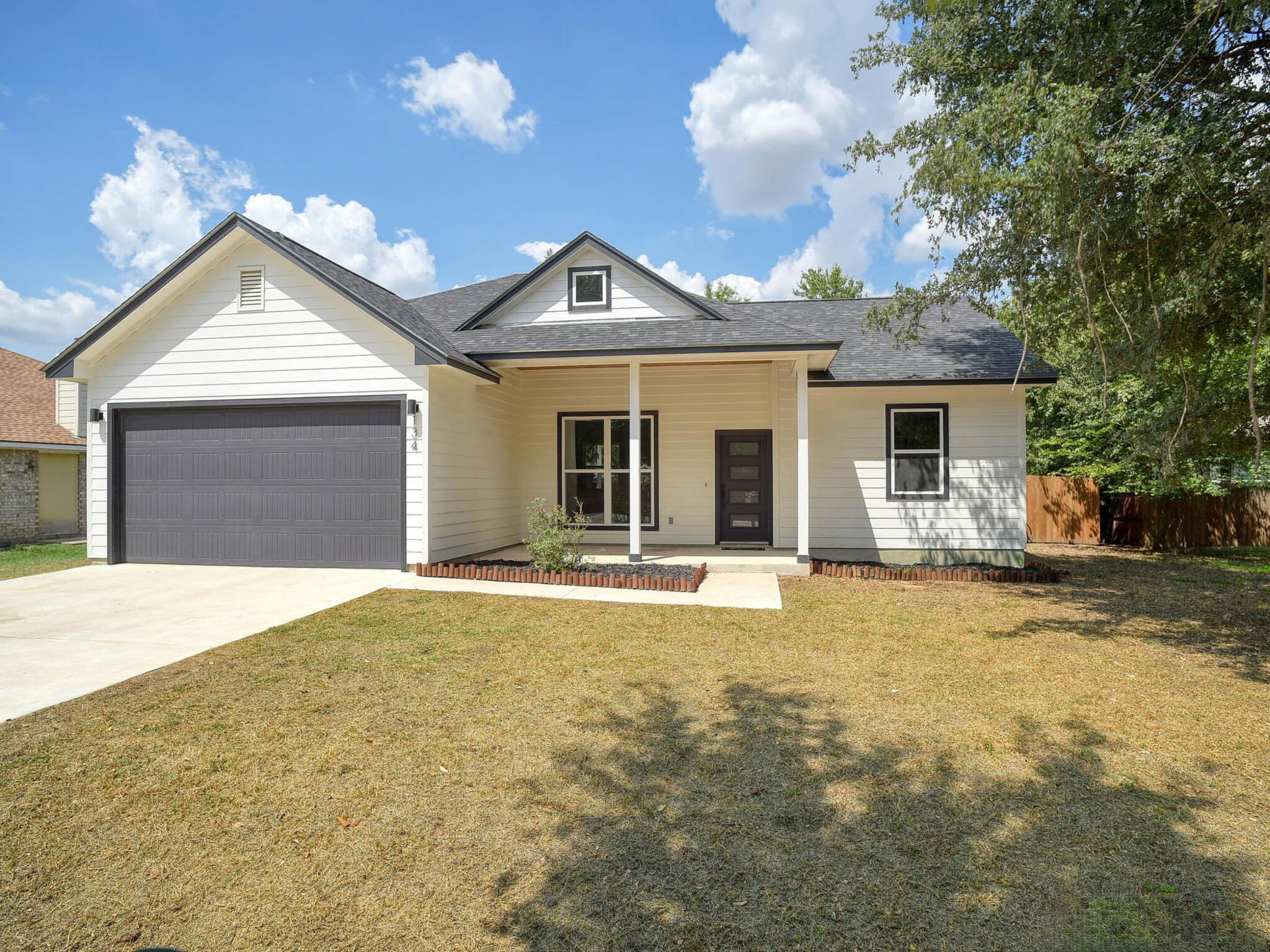 134 Pohakuloa Dr Property Photo 1