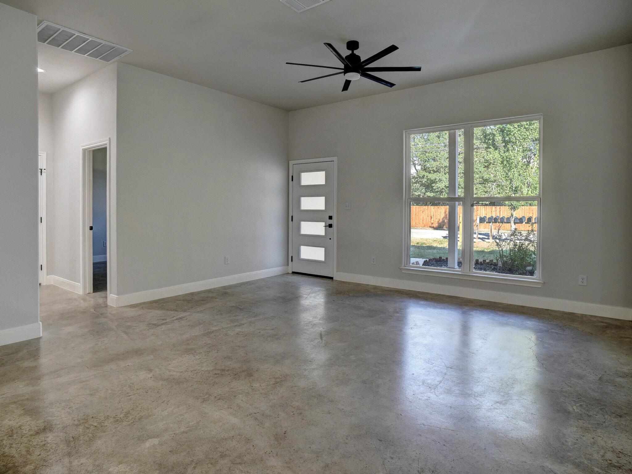 134 Pohakuloa Dr Property Photo 4